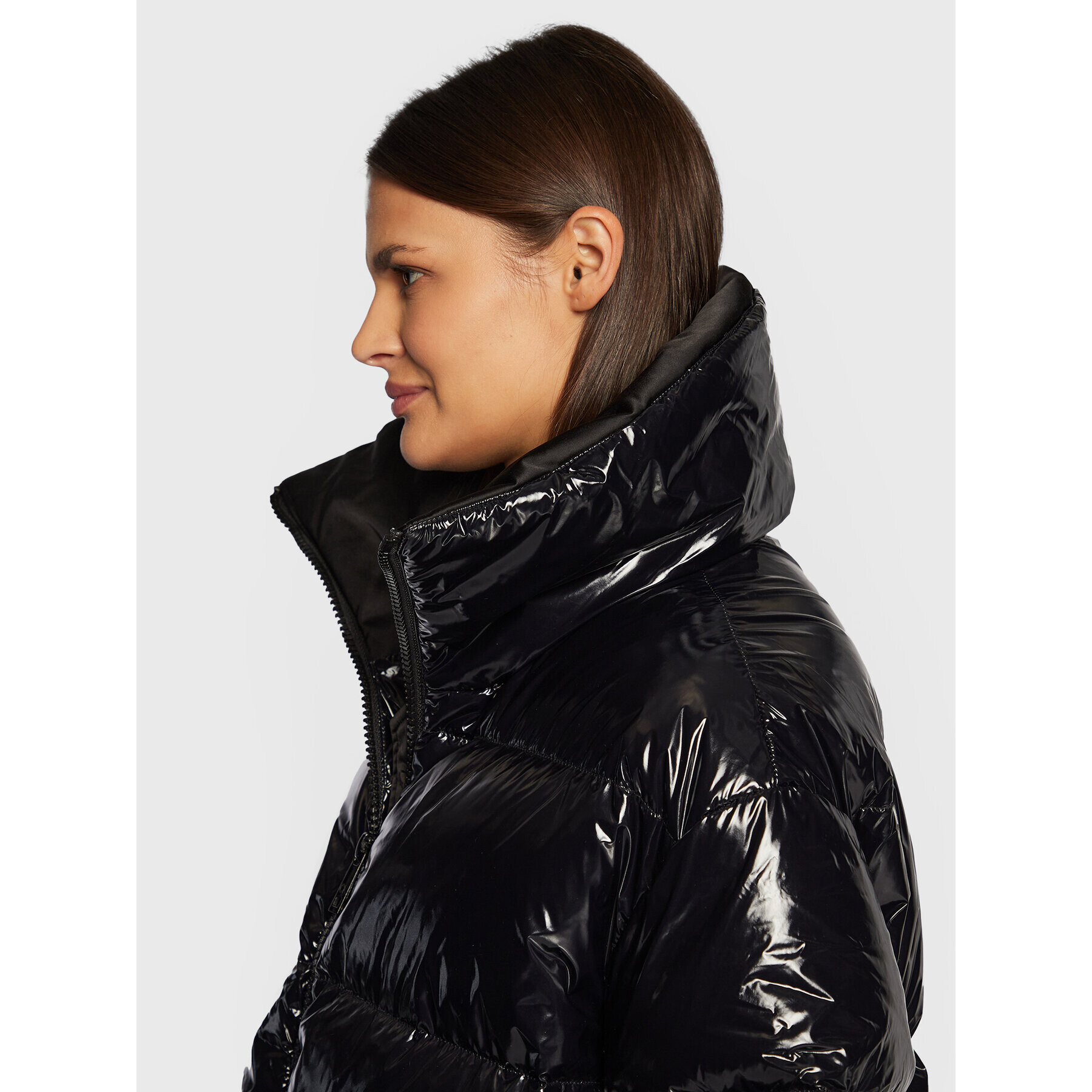 Calvin Klein Пухено яке High Shine K20K204687 Черен Regular Fit - Pepit.bg