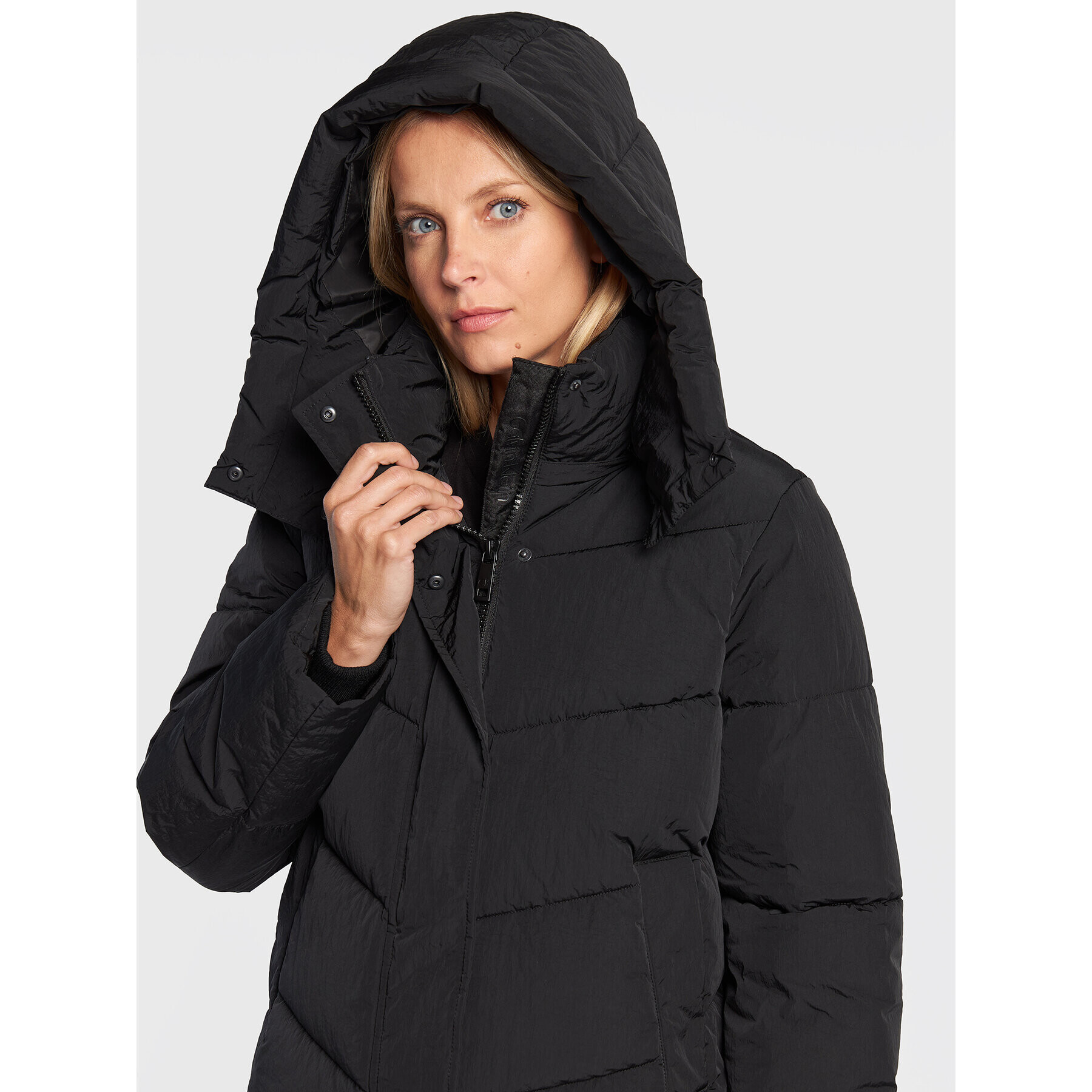 Calvin Klein Пухено яке Modern K20K204693 Черен Regular Fit - Pepit.bg