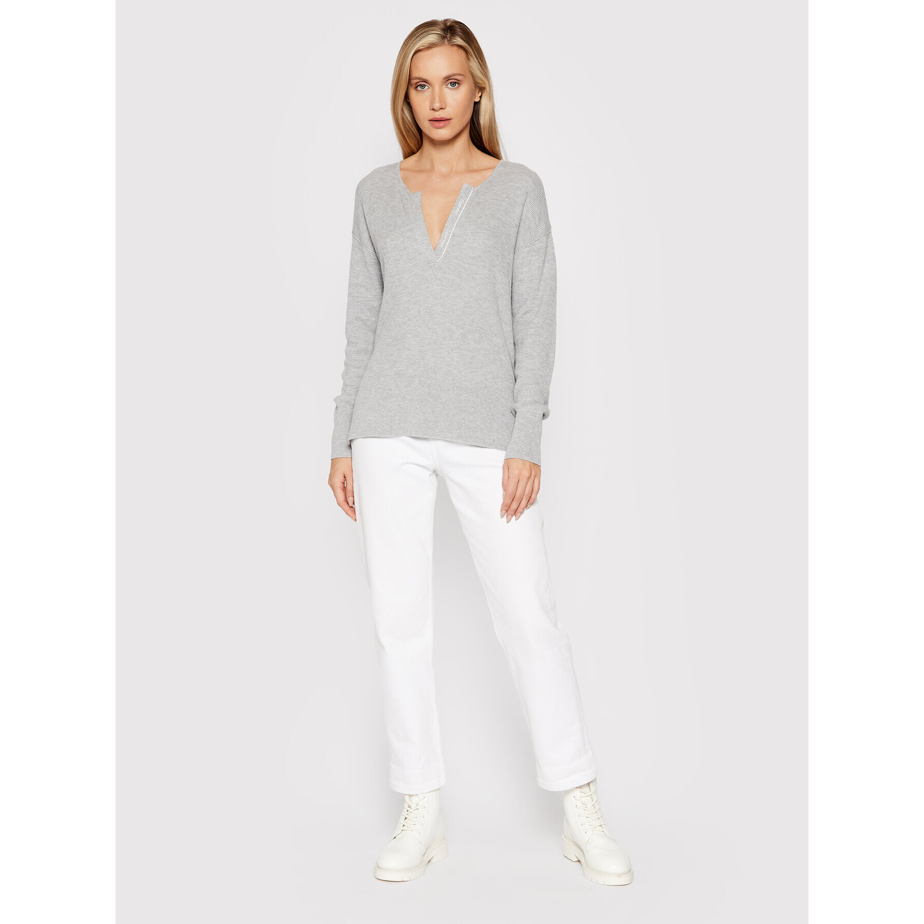 Calvin Klein Пуловер Essential K20K203204 Сив Regular Fit - Pepit.bg