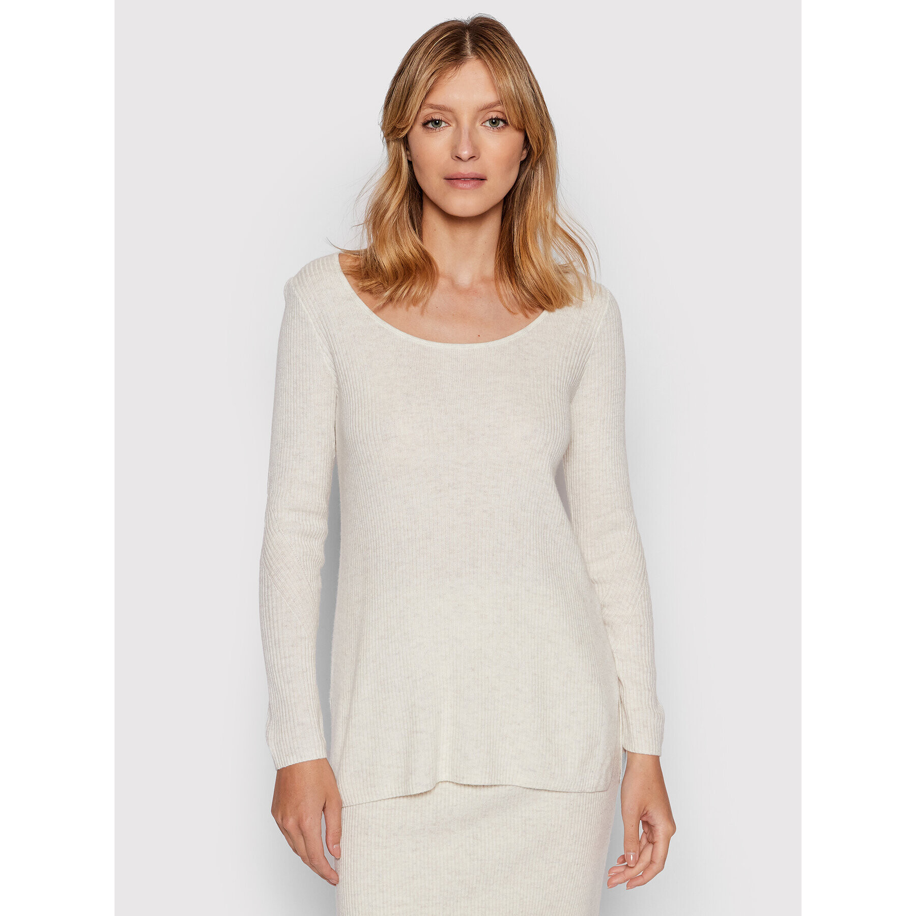 Calvin Klein Пуловер Essential Rib Scoop K20K203477 Бежов Regular Fit - Pepit.bg