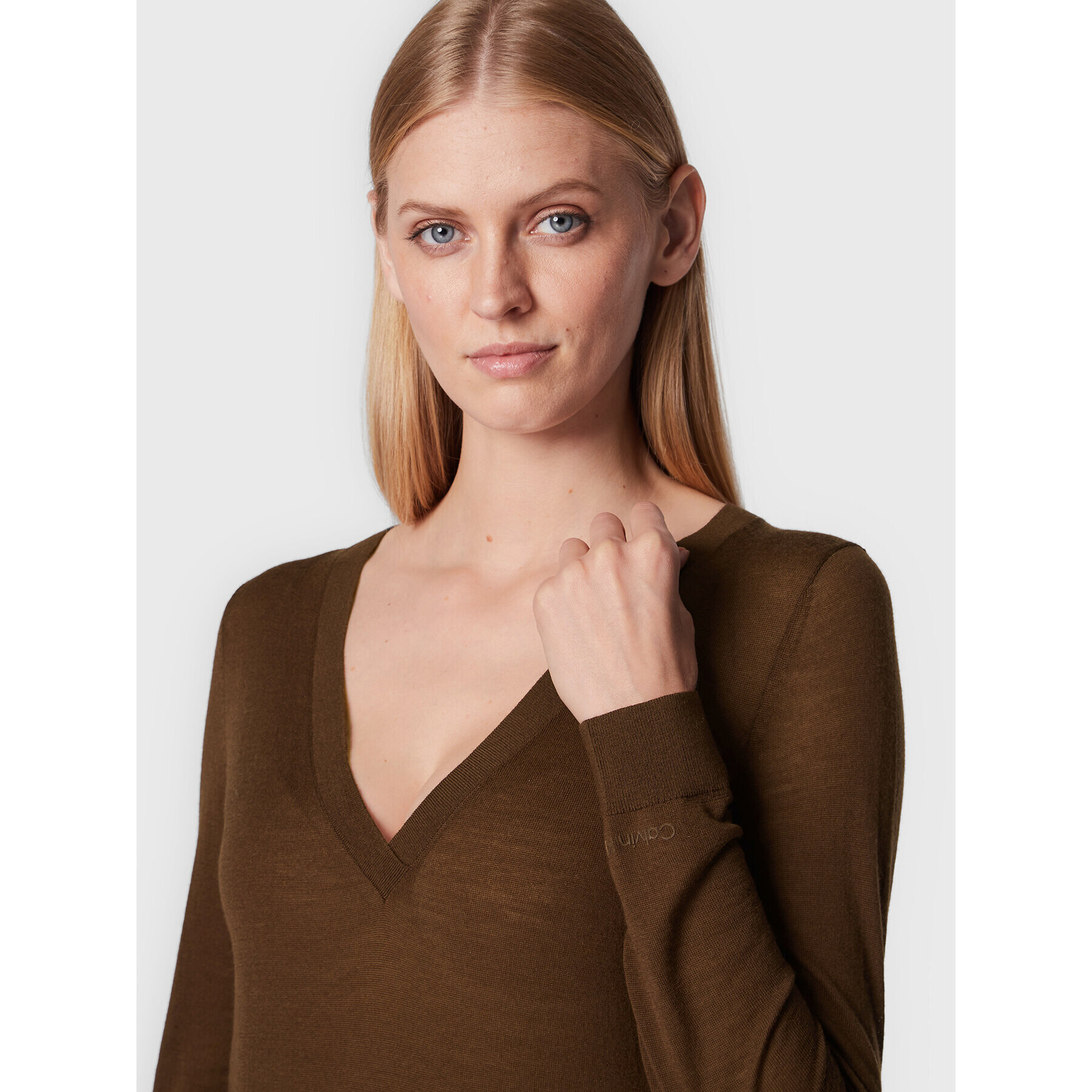 Calvin Klein Пуловер Extra Fine K20K204905 Кафяв Regular Fit - Pepit.bg