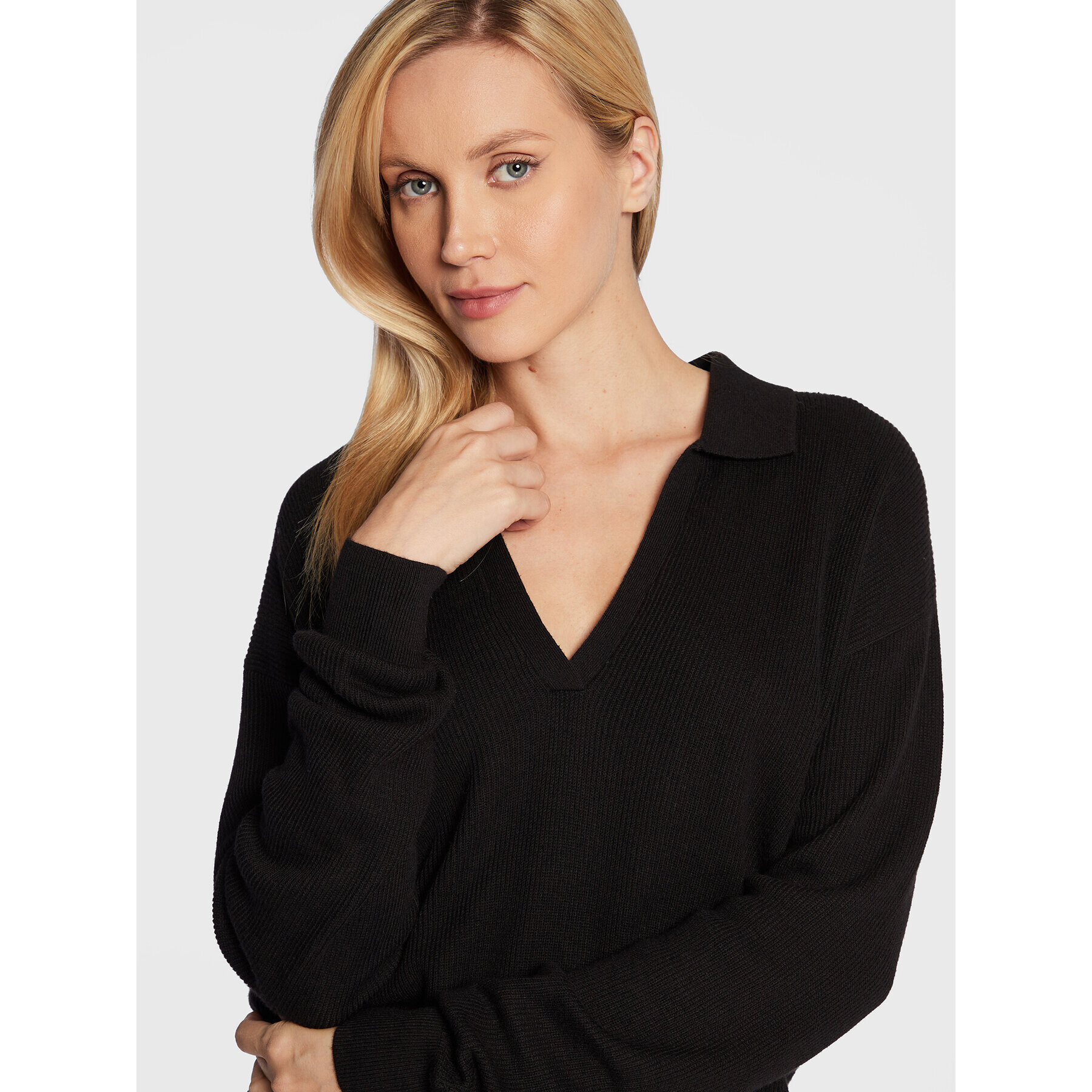 Calvin Klein Пуловер K20K204768 Черен Relaxed Fit - Pepit.bg