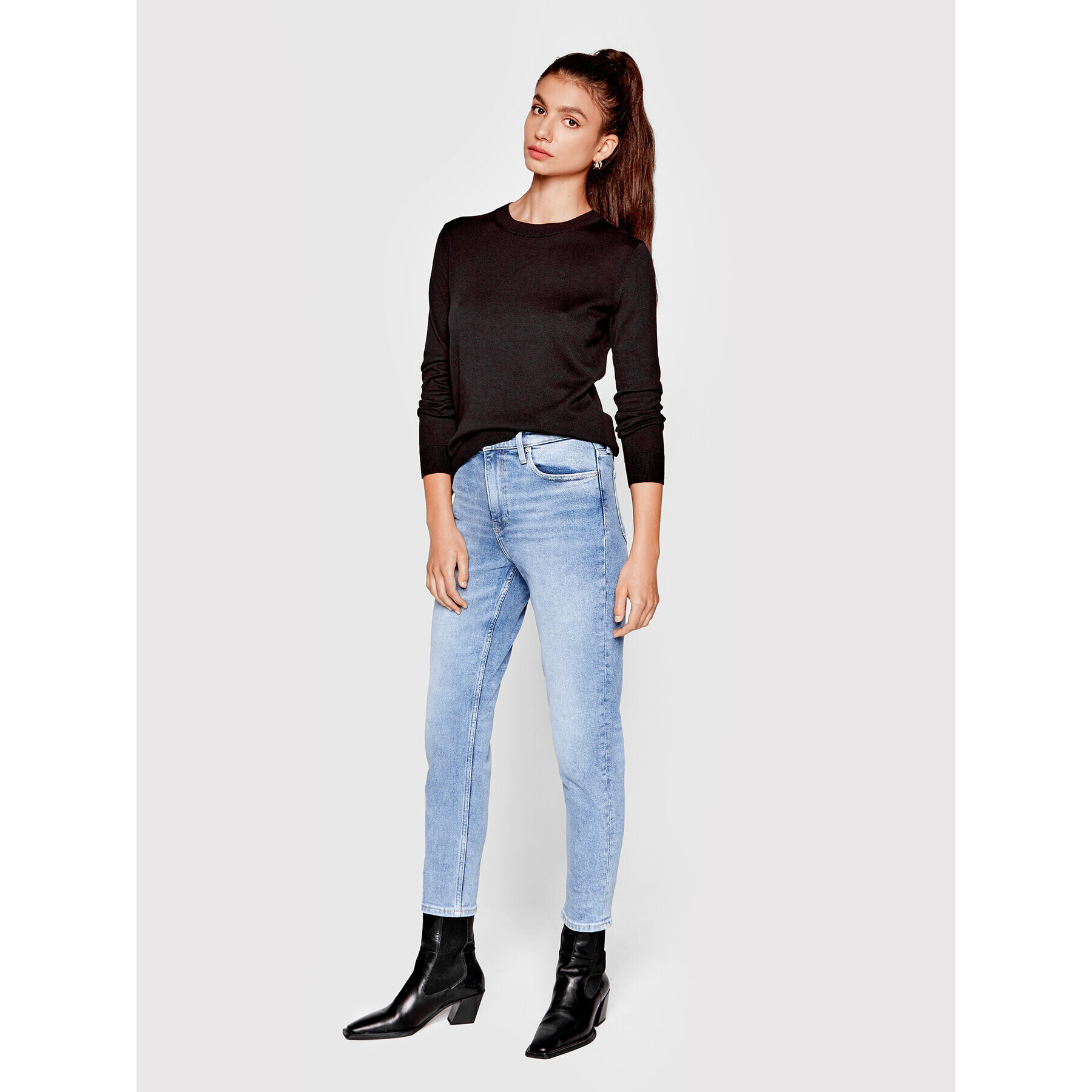Calvin Klein Пуловер Silk Essential K20K203695 Черен Regular Fit - Pepit.bg