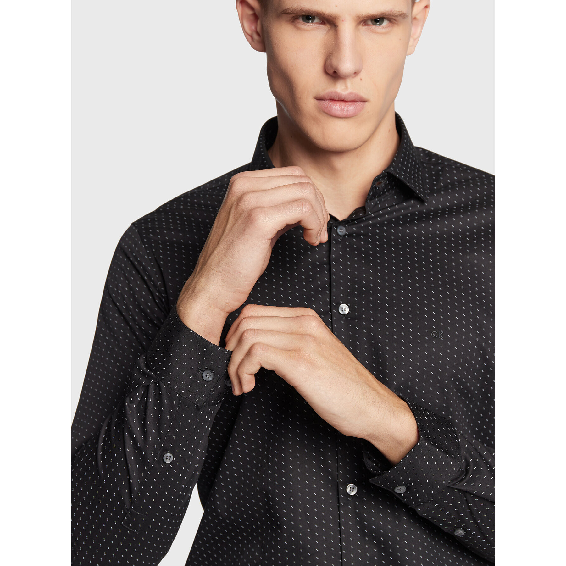 Calvin Klein Риза Minimal Dot K10K110564 Черен Slim Fit - Pepit.bg
