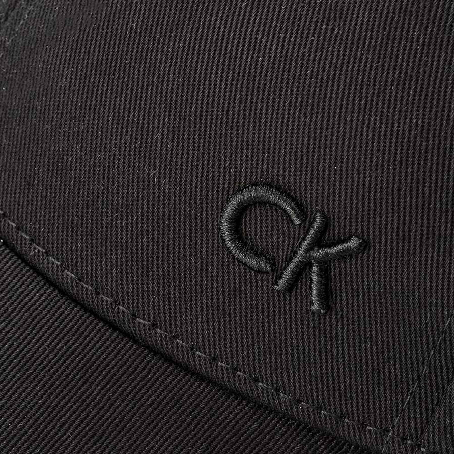 Calvin Klein Шапка с козирка Ck Baseball Cap Unisex K50K502533 Черен - Pepit.bg