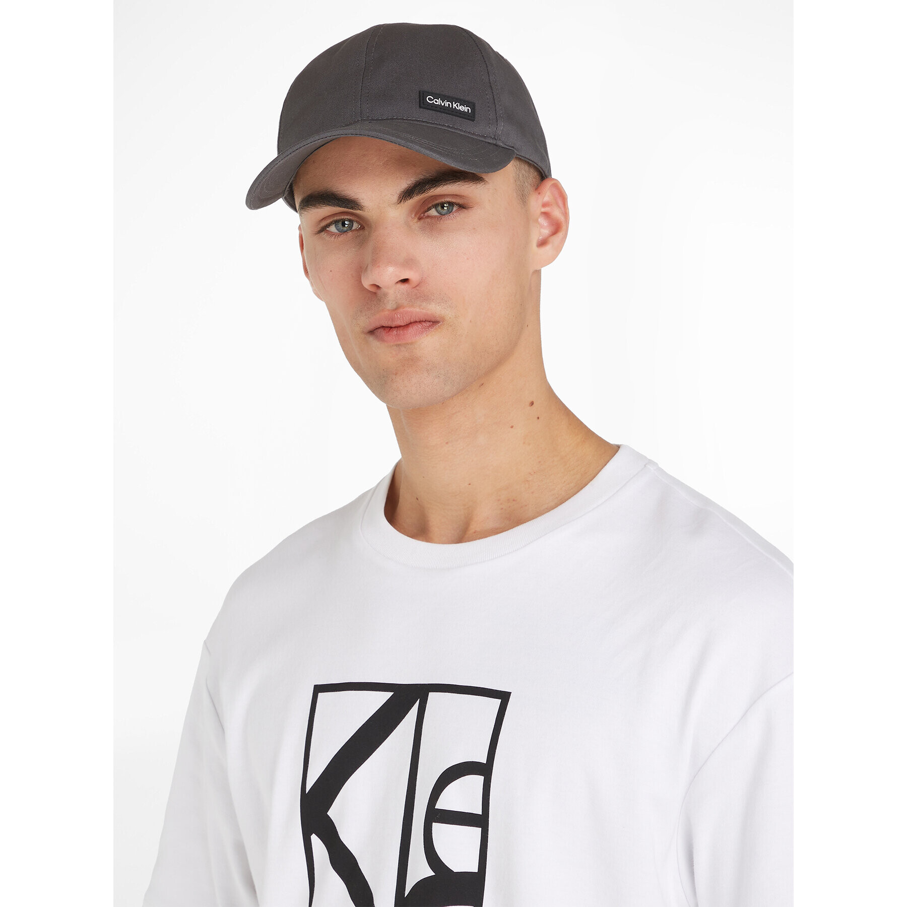 Calvin Klein Шапка с козирка Essential Patch Bb Cap K50K510487 Сив - Pepit.bg