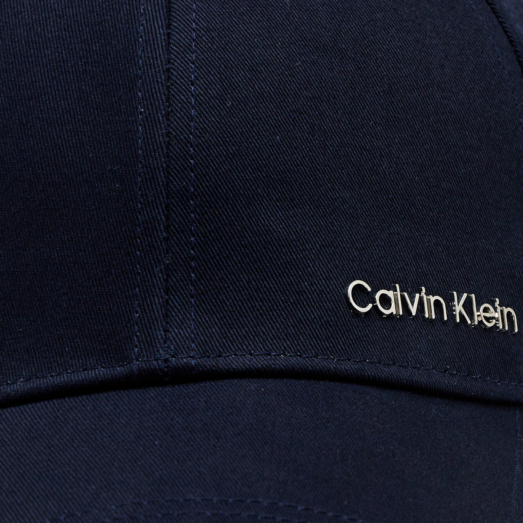 Calvin Klein Шапка с козирка Metal Lettering K50K511310 Тъмносин - Pepit.bg