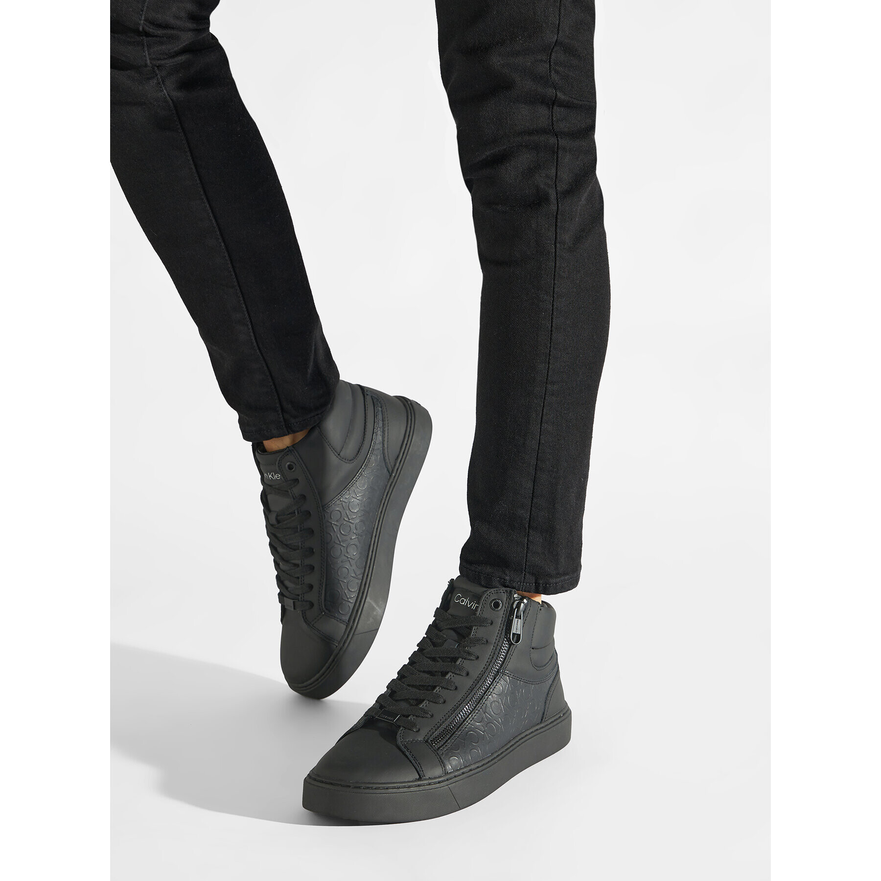 Calvin Klein Сникърси High Top Lace Up HM0HM00812 Черен - Pepit.bg