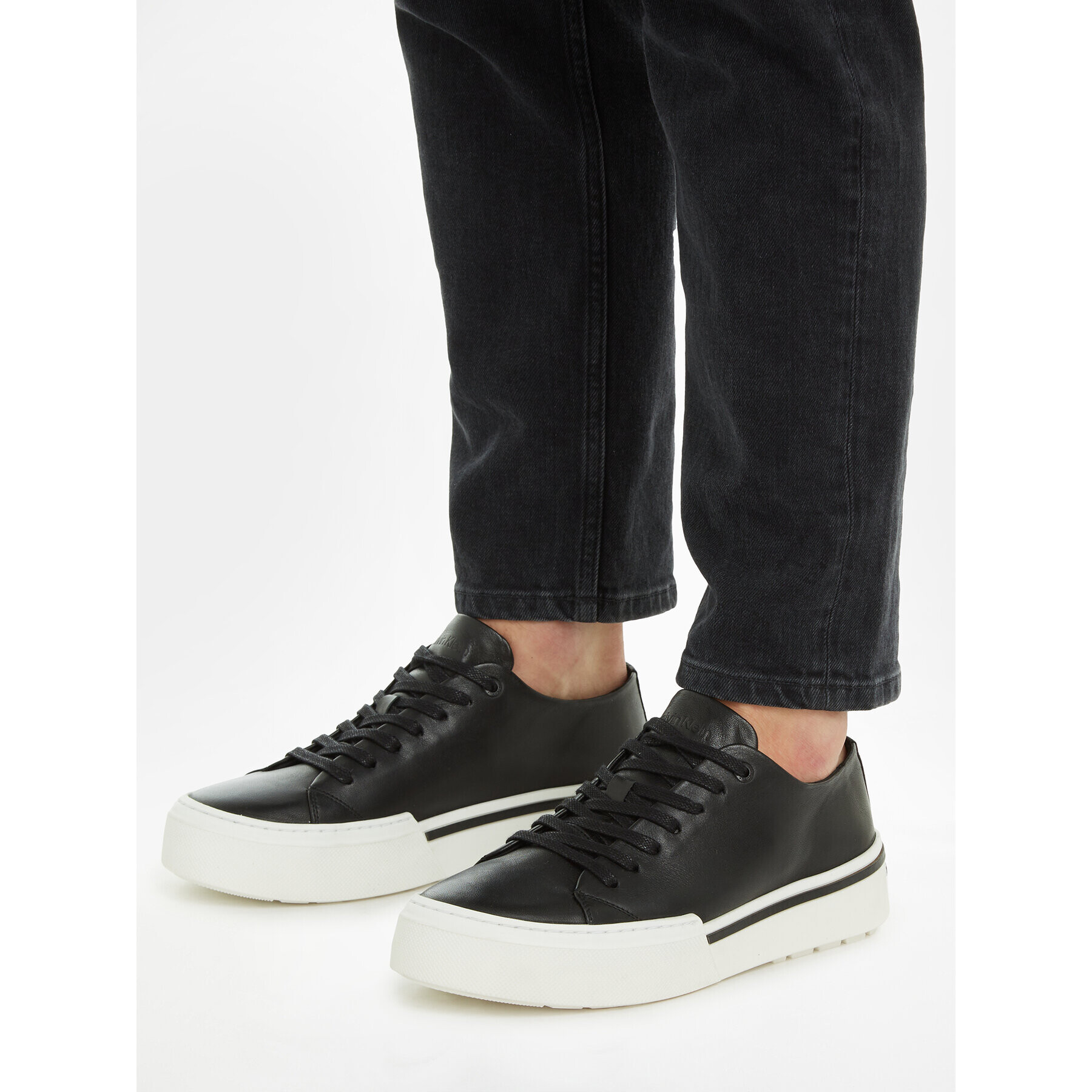 Calvin Klein Сникърси Low Top Lace Up HM0HM01177 Черен - Pepit.bg