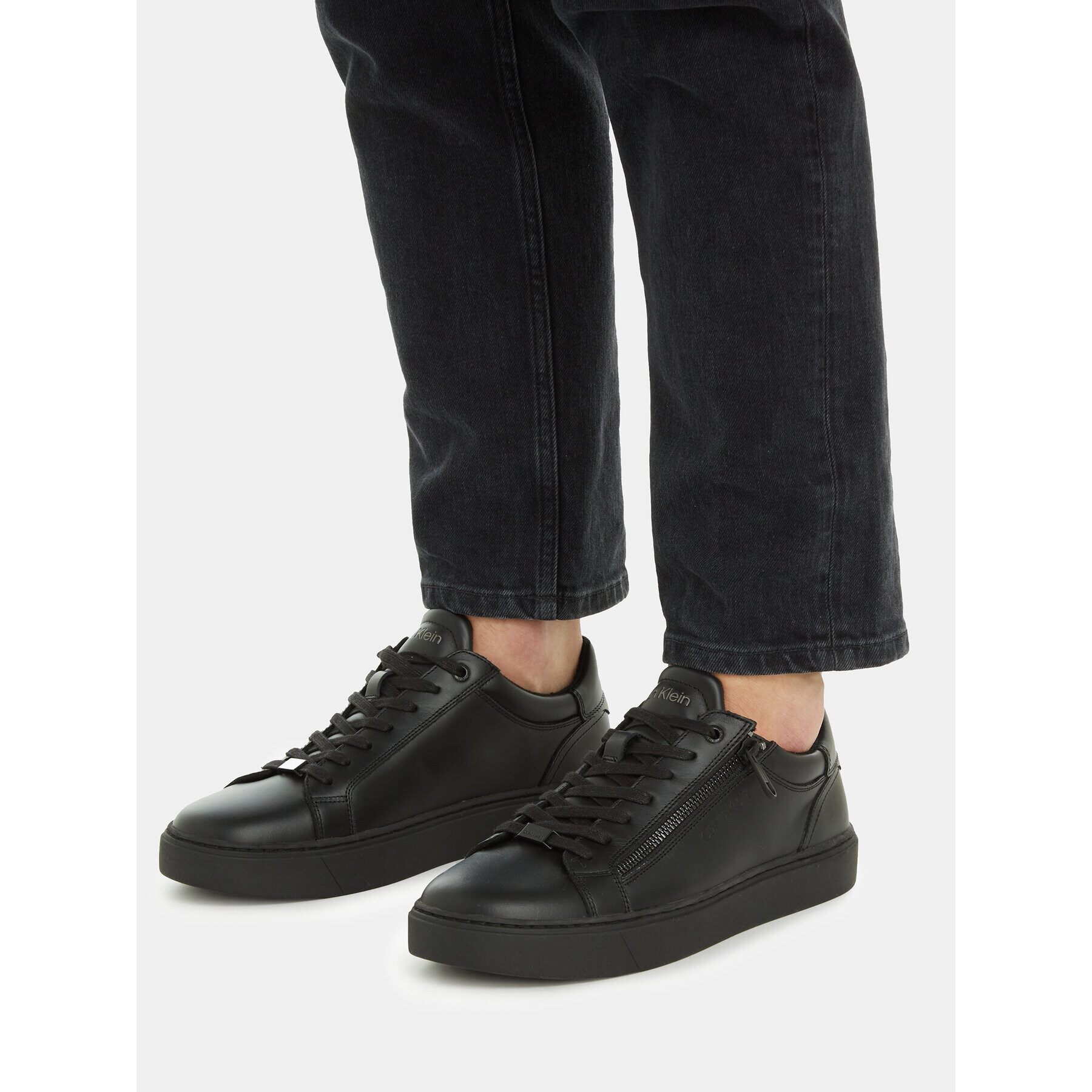 Calvin Klein Сникърси Low Top Lace Up W/Zip Rubb HM0HM01268 Черен - Pepit.bg