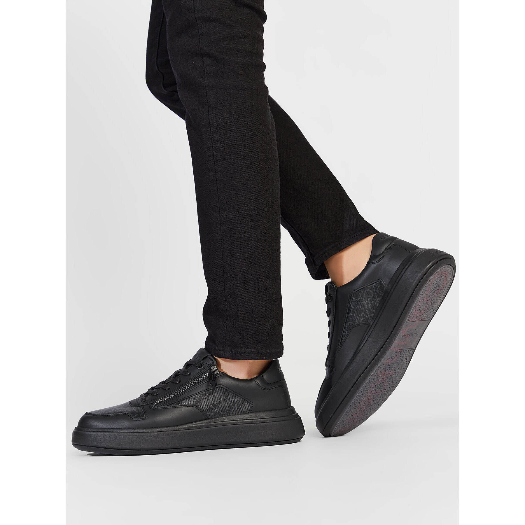 Calvin Klein Сникърси Low Top Lace Up Zip Mono HM0HM00739 Черен - Pepit.bg