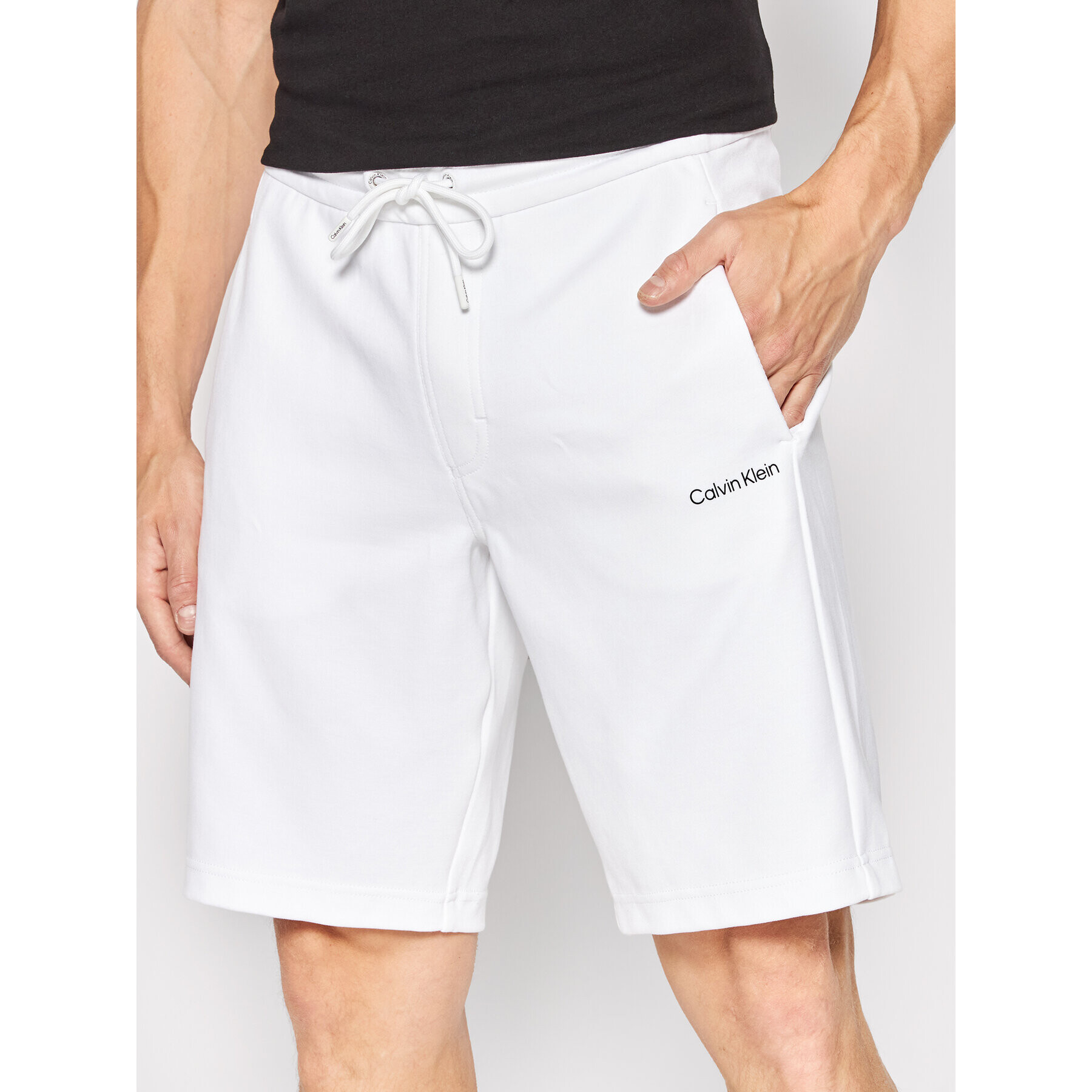 Calvin Klein Спортни шорти Interlock Micro Logo K10K109430 Бял Regular Fit - Pepit.bg