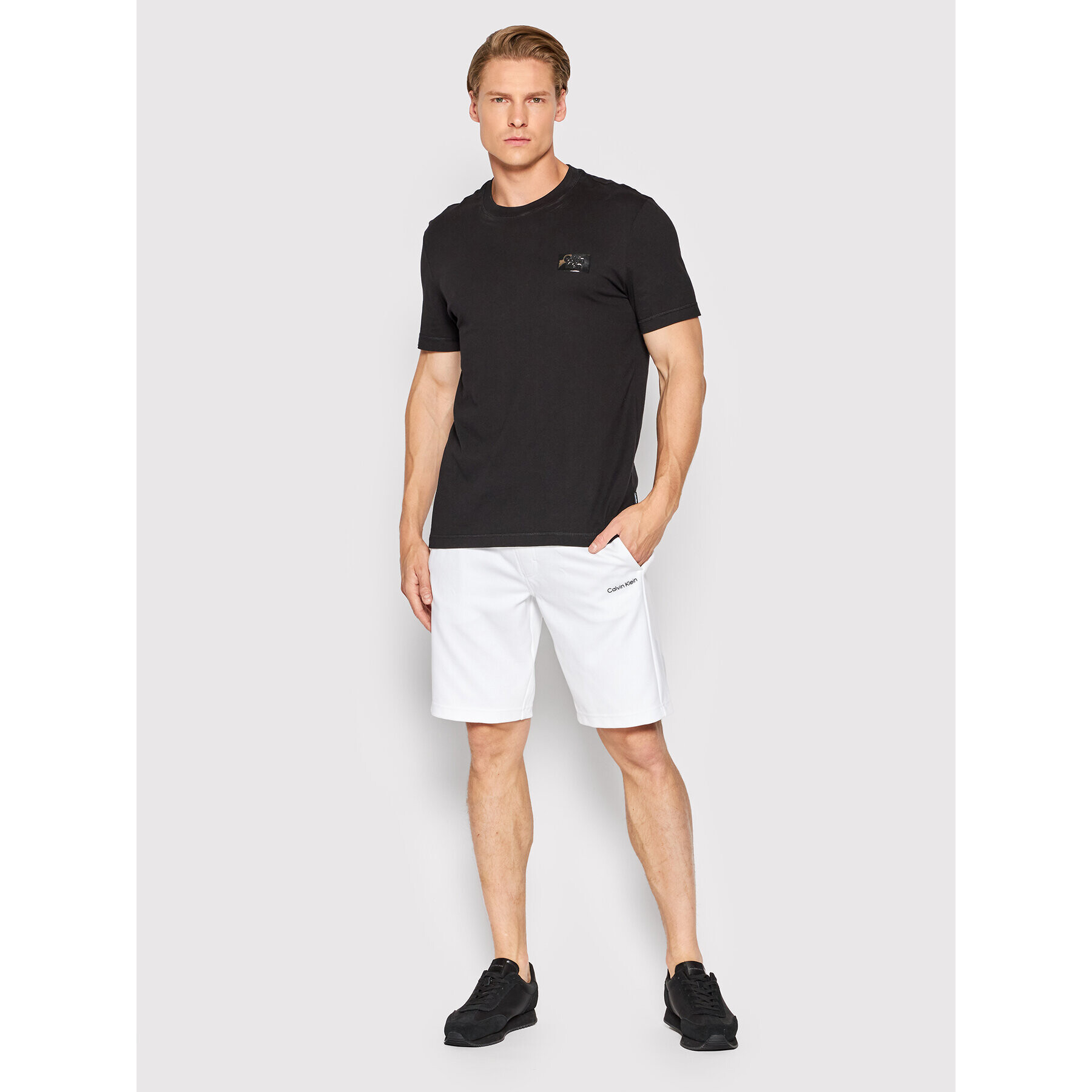 Calvin Klein Спортни шорти Interlock Micro Logo K10K109430 Бял Regular Fit - Pepit.bg