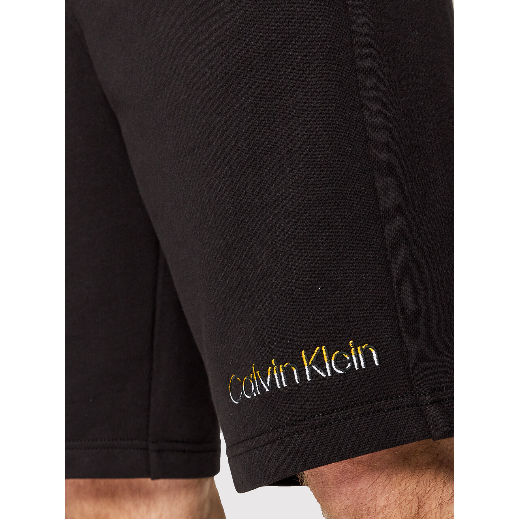 Calvin Klein Спортни шорти Multicolor Logo K10K108936 Черен Regular Fit - Pepit.bg