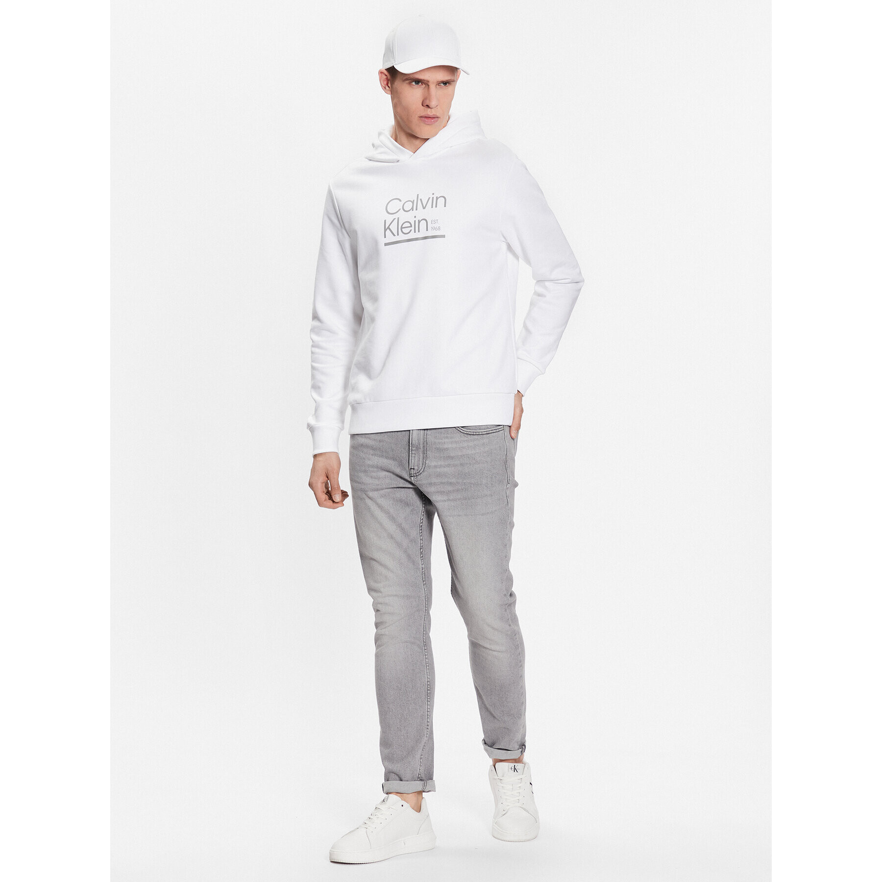 Calvin Klein Суитшърт Contrast Line Logo K10K111569 Бял Regular Fit - Pepit.bg