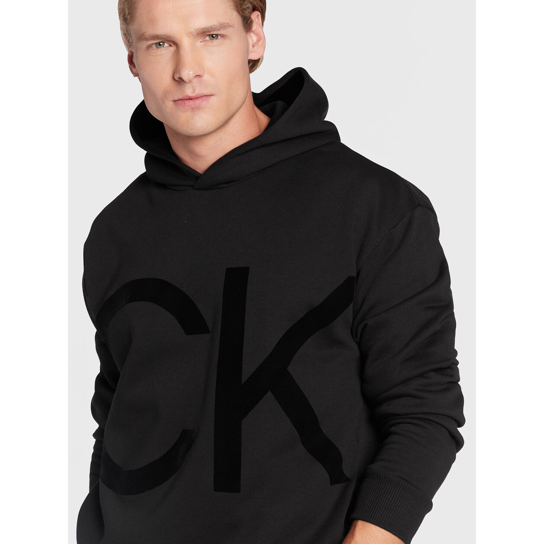 Calvin Klein Суитшърт Flock Logo Comfort K10K110608 Черен Comfort Fit - Pepit.bg