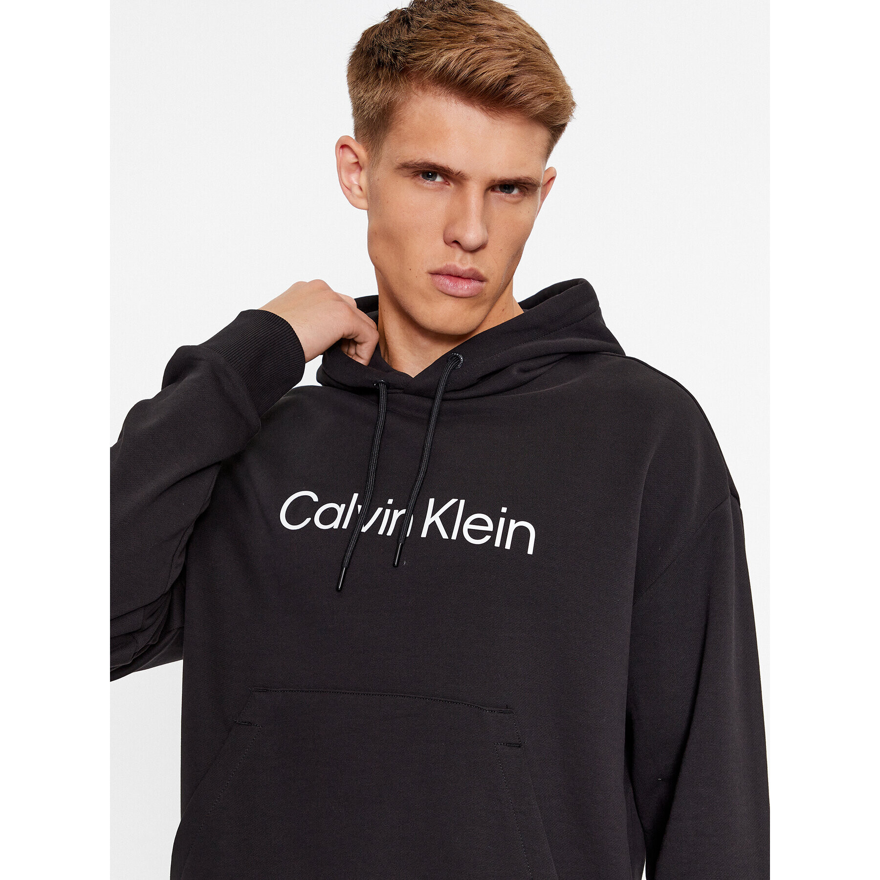 Calvin Klein Суитшърт Hero K10K111345 Черен Regular Fit - Pepit.bg