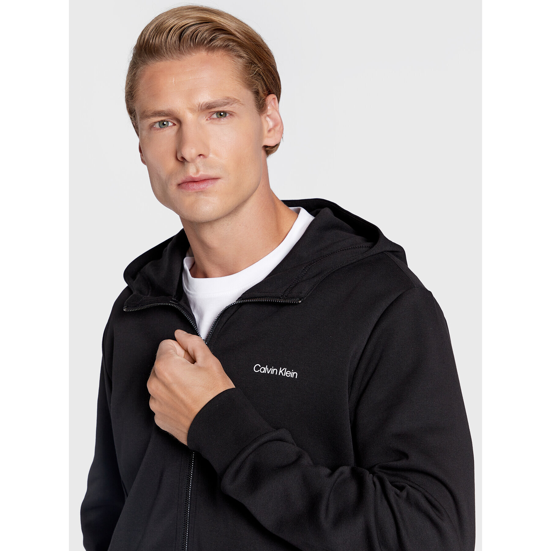 Calvin Klein Суитшърт K10K109697 Черен Regular Fit - Pepit.bg