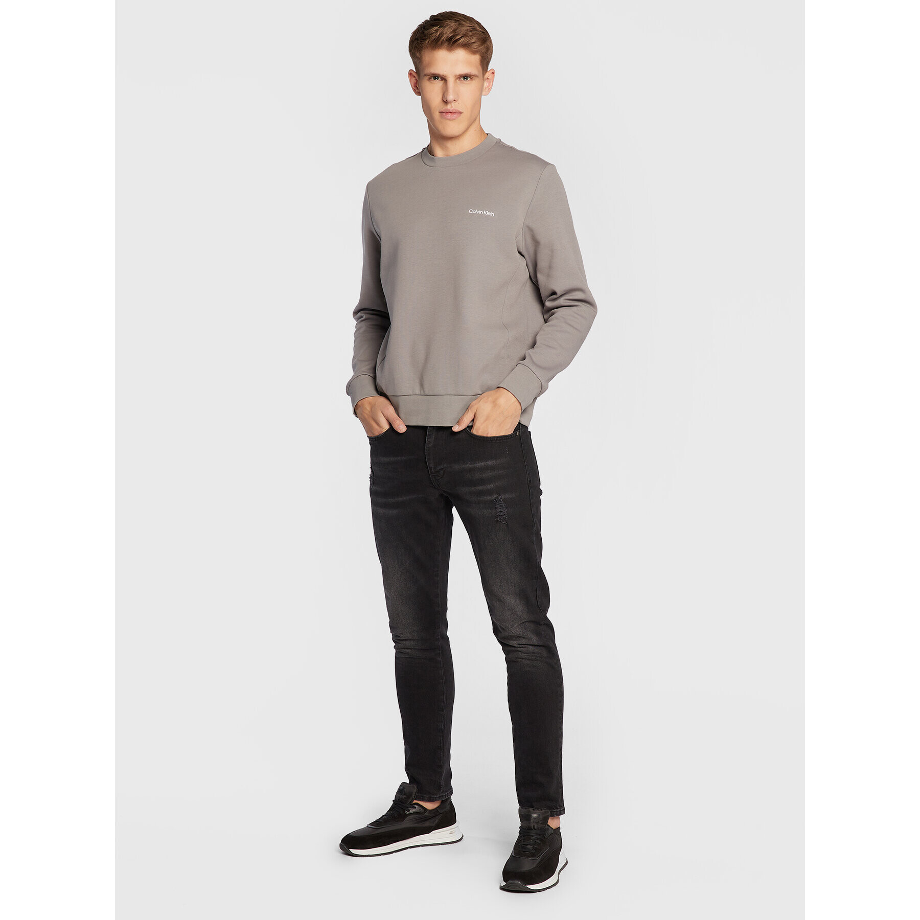 Calvin Klein Суитшърт K10K109926 Сив Relaxed Fit - Pepit.bg