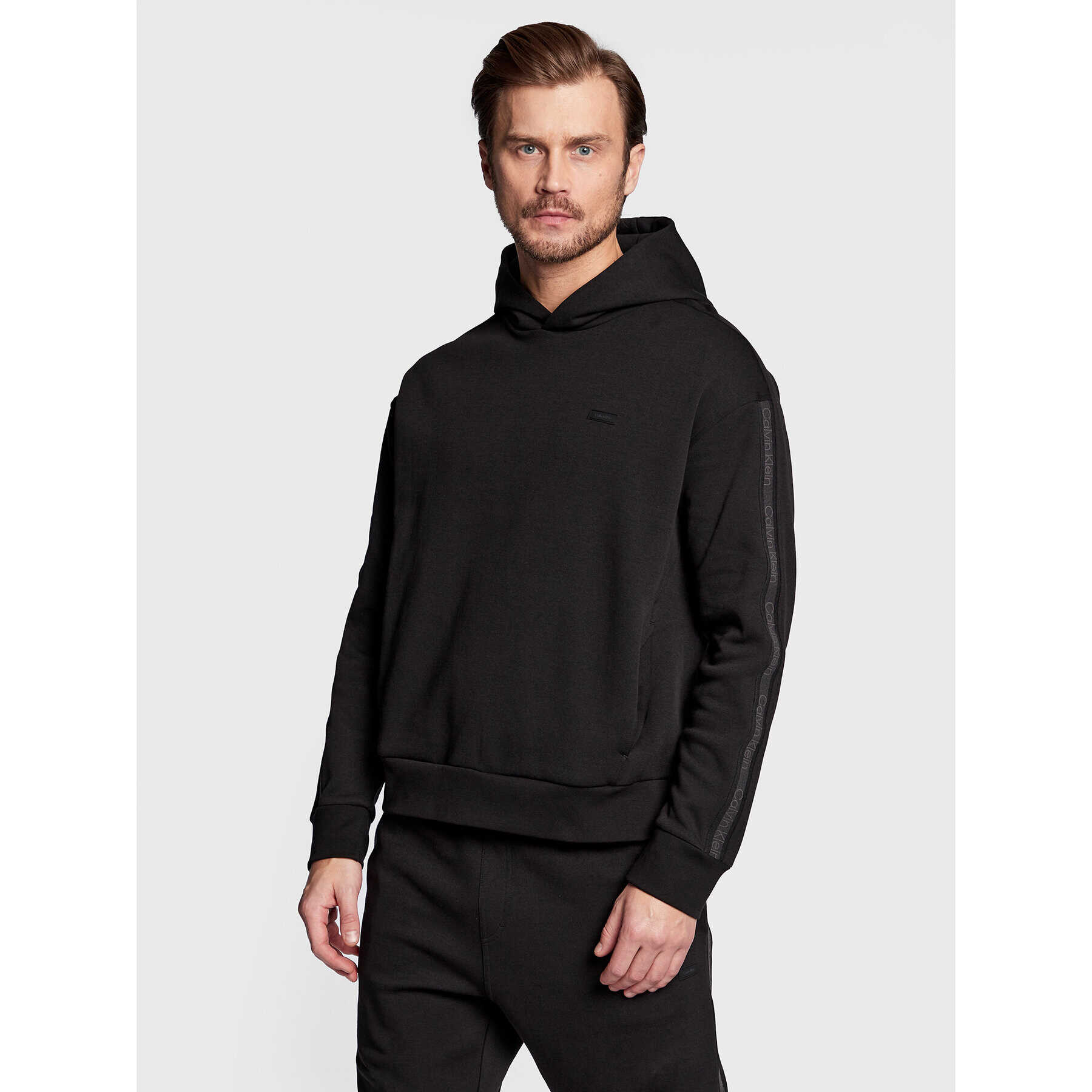 Calvin Klein Суитшърт K10K110753 Черен Regular Fit - Pepit.bg