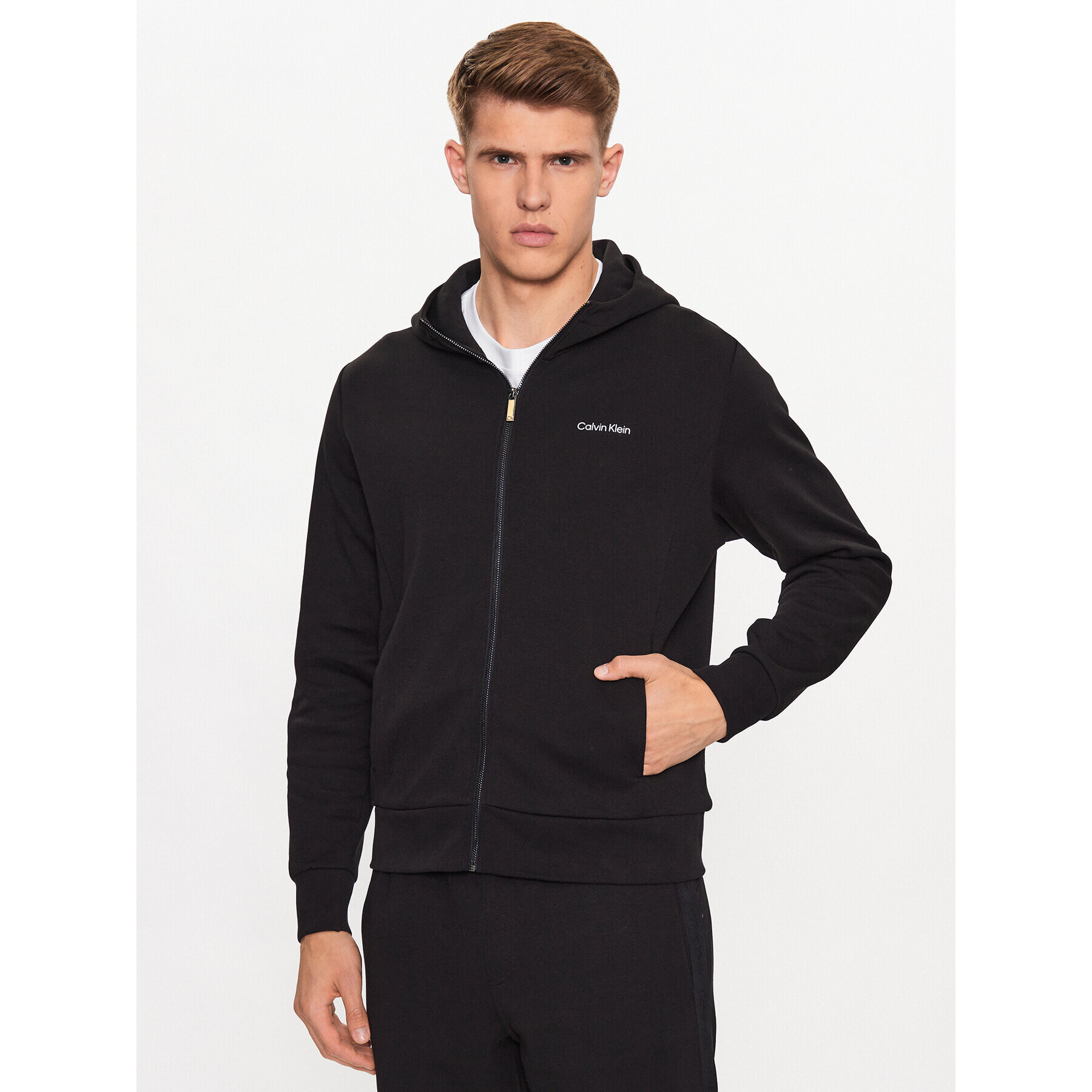 Calvin Klein Суитшърт K10K111873 Черен Regular Fit - Pepit.bg
