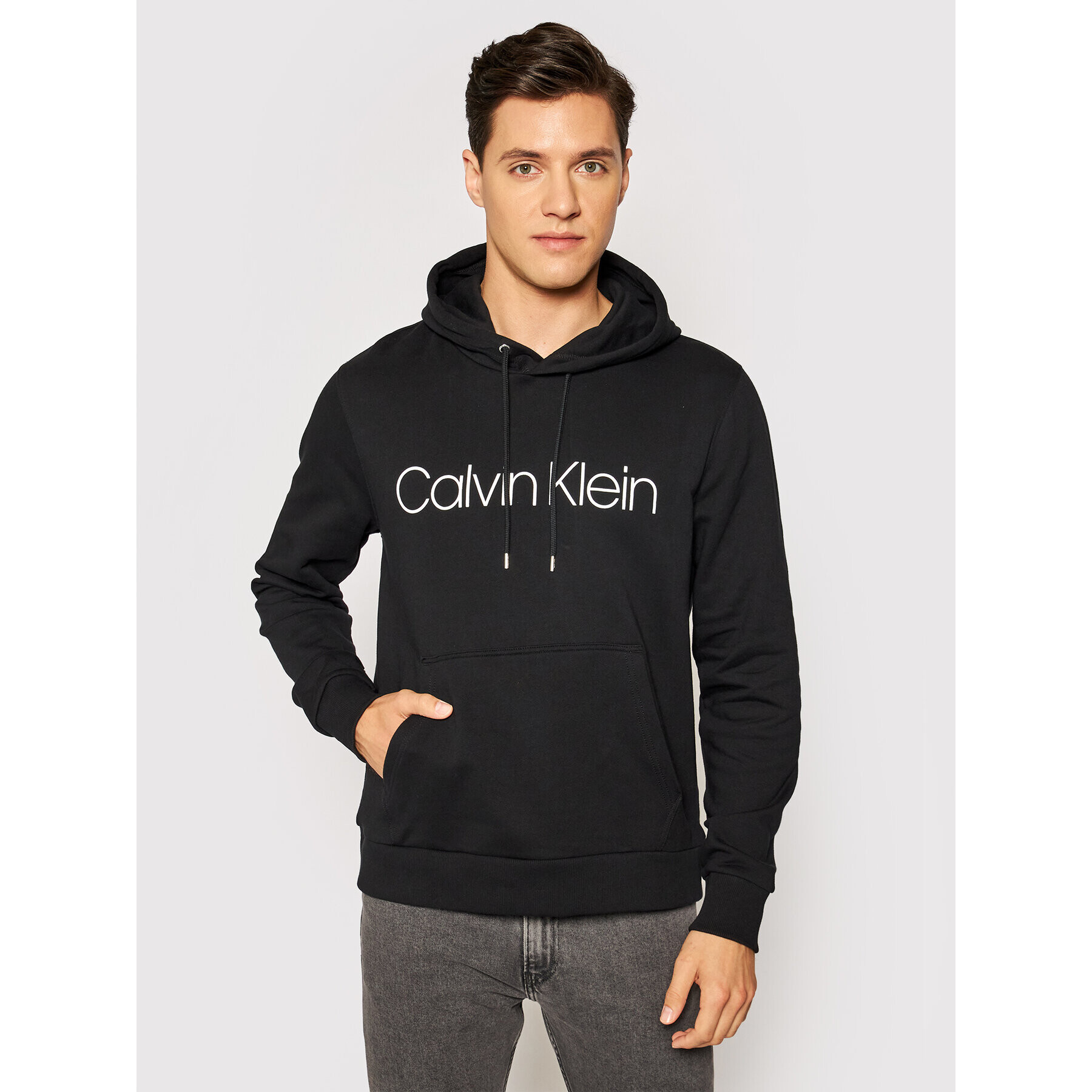 Calvin Klein Суитшърт Logo K10K104060 Черен Regular Fit - Pepit.bg