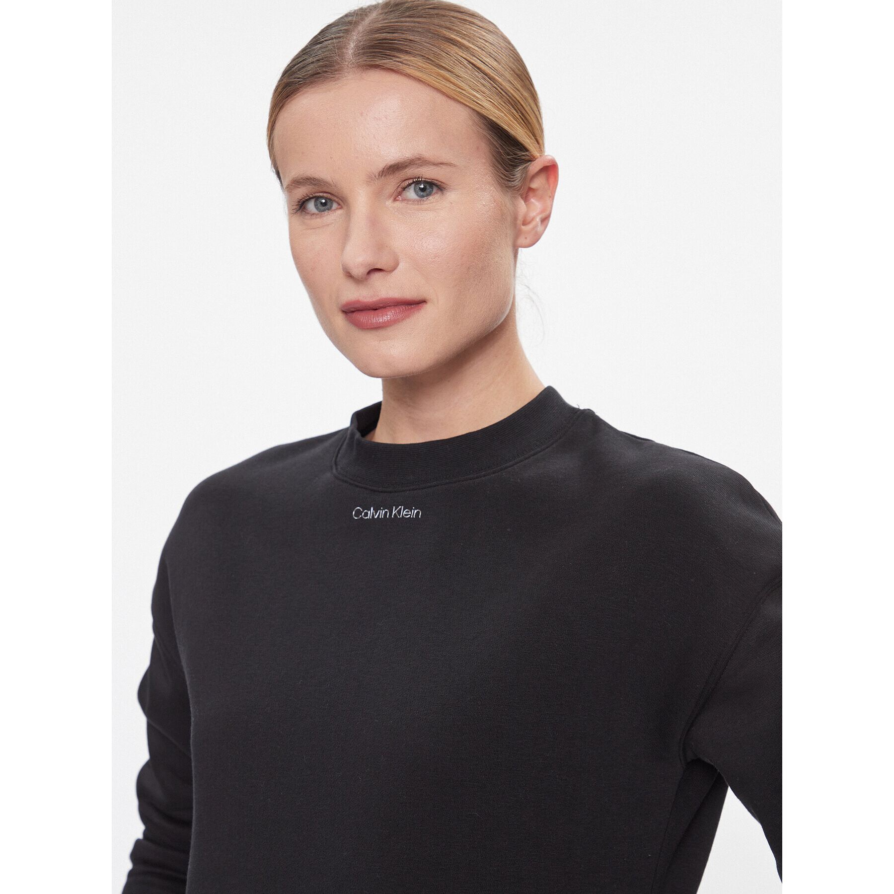 Calvin Klein Суитшърт Metallic Micro Logo Sweatshirt K20K206961 Черен Regular Fit - Pepit.bg