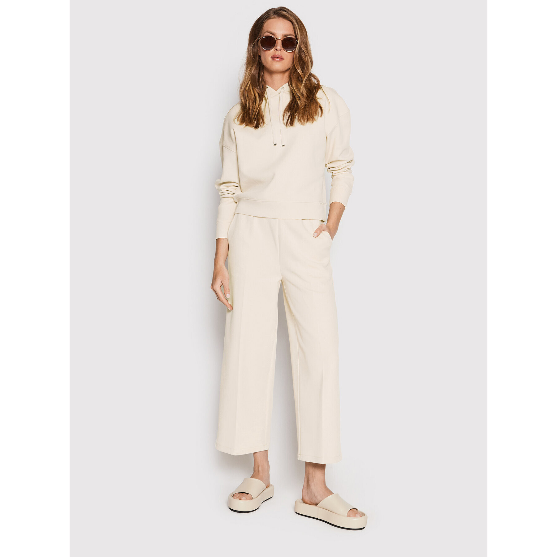 Calvin Klein Суитшърт Micro Logo K20K203619 Бежов Regular Fit - Pepit.bg
