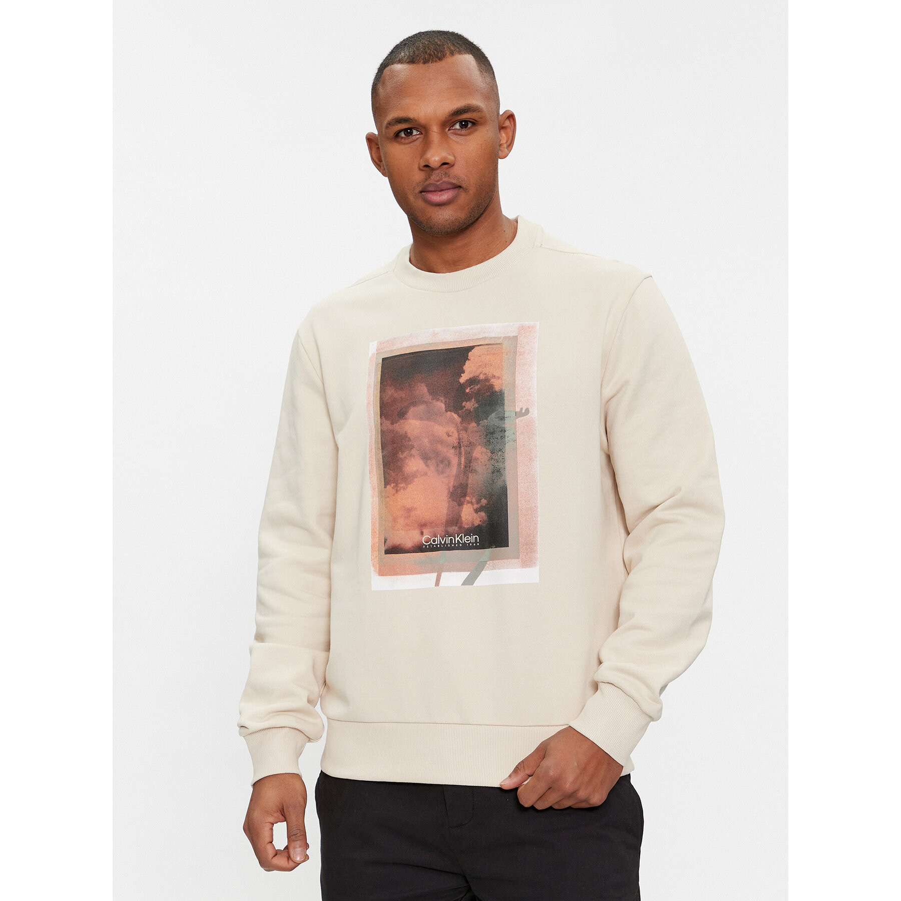 Calvin Klein Суитшърт Photo Print K10K112756 Бежов Regular Fit - Pepit.bg