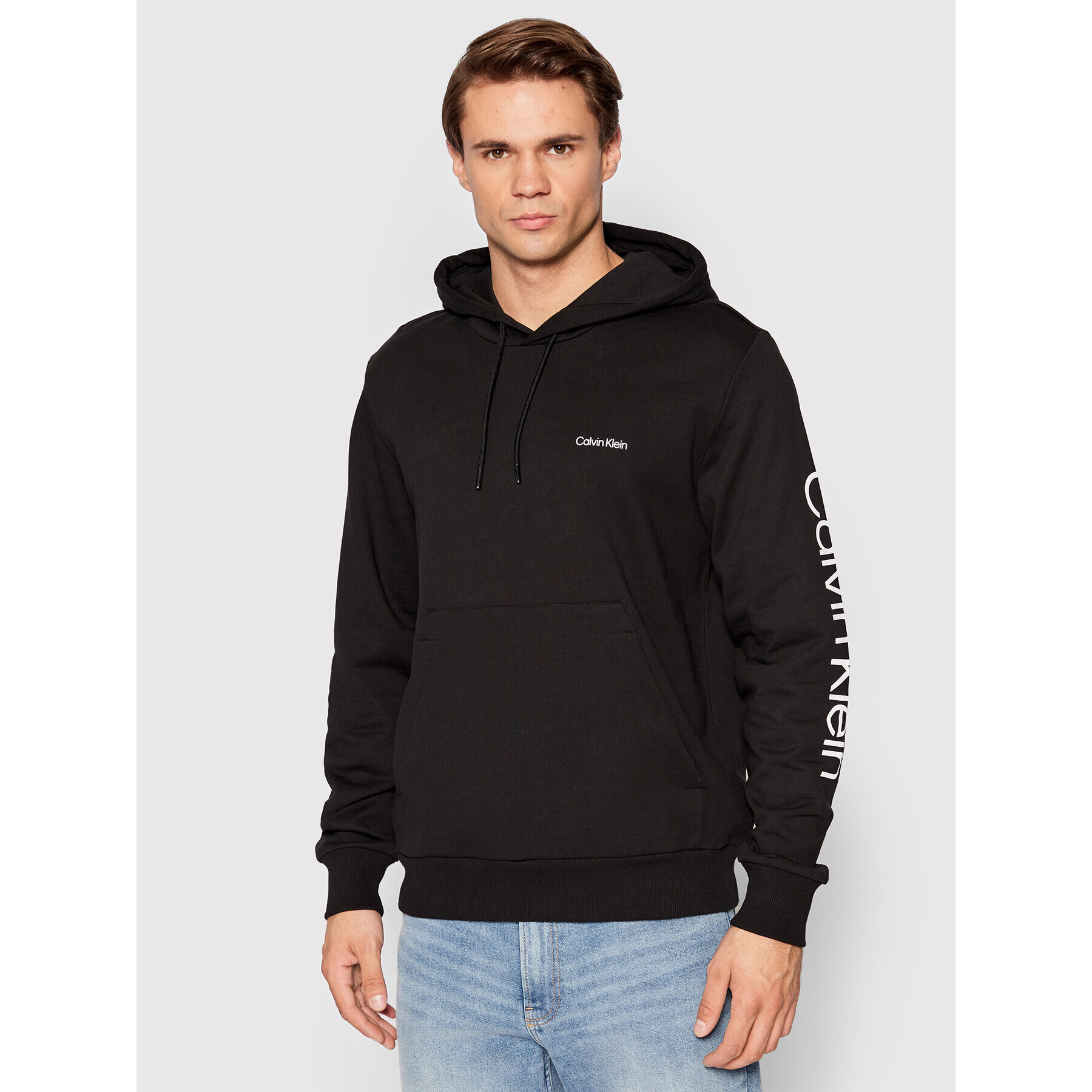 Calvin Klein Суитшърт Placement Logo K10K109696 Черен Regular Fit - Pepit.bg