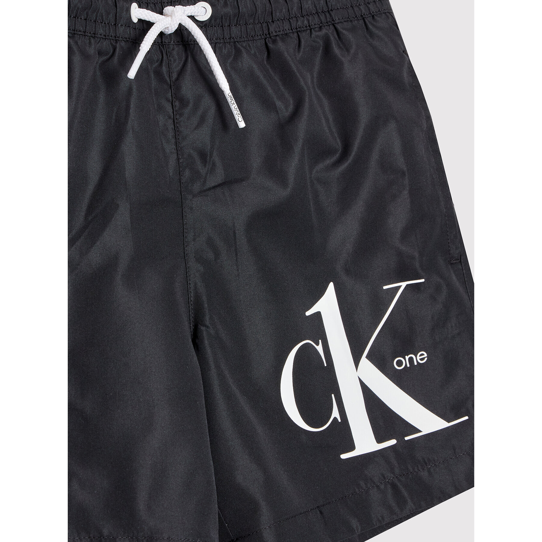 Calvin Klein Swimwear Плувни шорти Medium Drawstring KV0KV00002 Черен Regular Fit - Pepit.bg