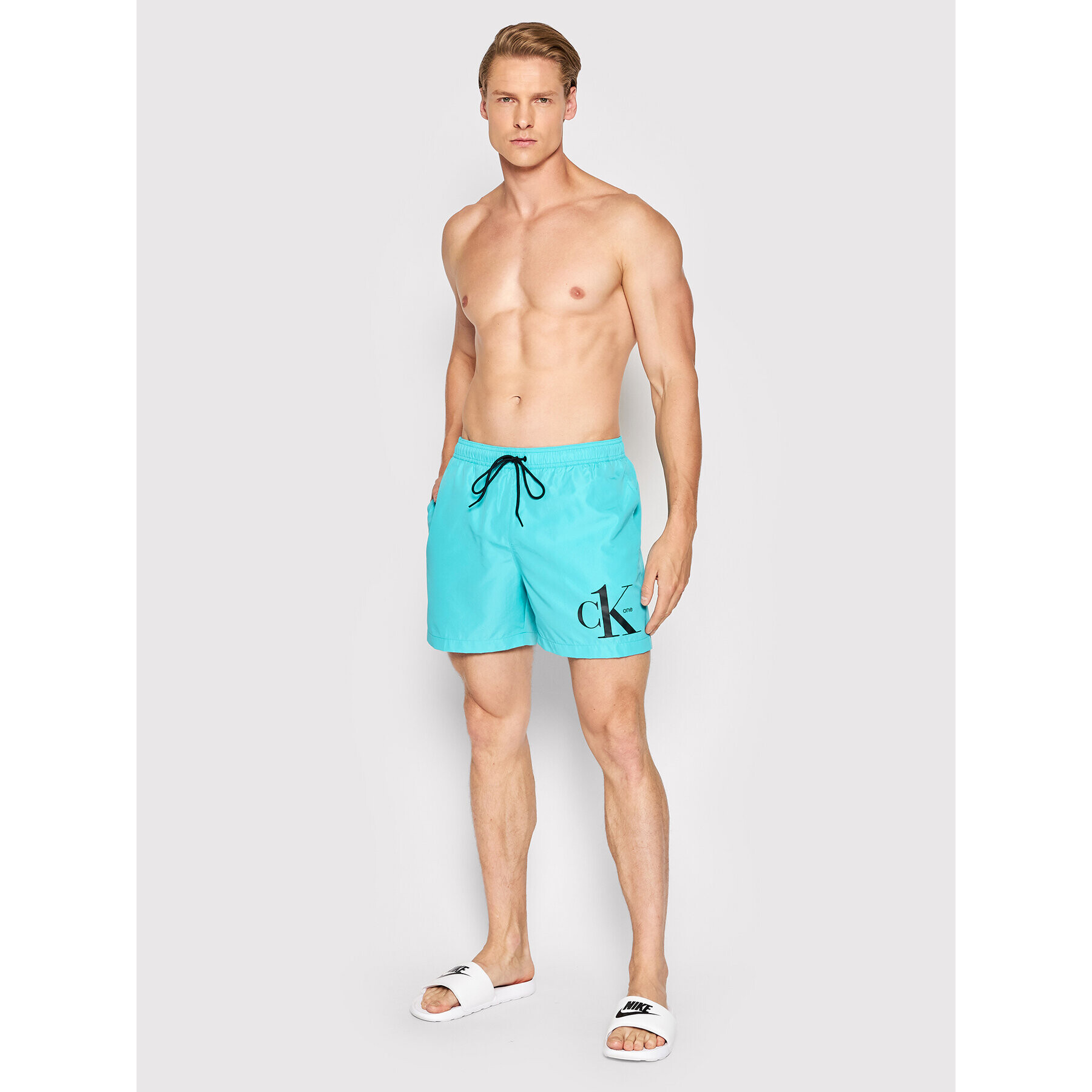 Calvin Klein Swimwear Плувни шорти Medium KM0KM00708 Син Regular Fit - Pepit.bg