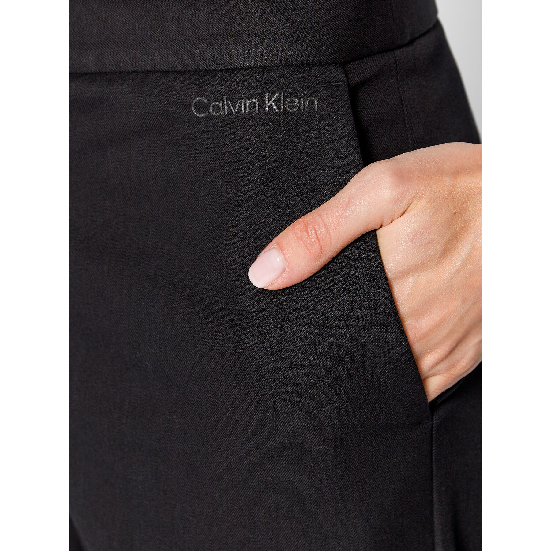 Calvin Klein Текстилни панталони Gabardine K20K203774 Черен Regular Fit - Pepit.bg