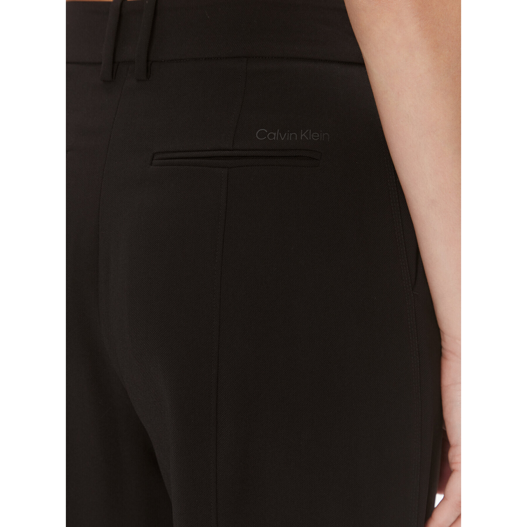 Calvin Klein Текстилни панталони K20K205689 Черен Relaxed Fit - Pepit.bg