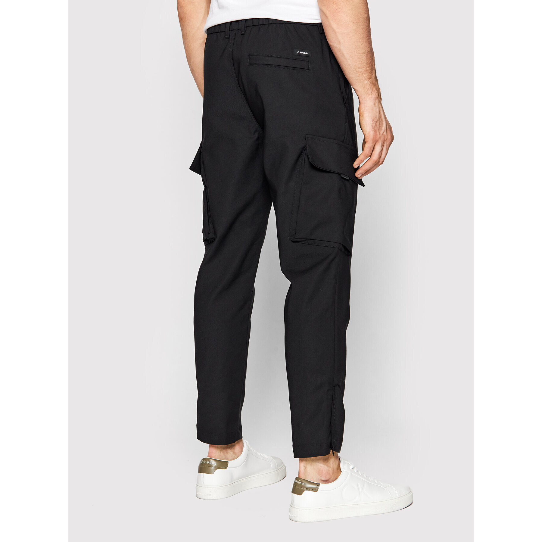 Calvin Klein Текстилни панталони Tech Stretch Cargo K10K108647 Черен Slim Fit - Pepit.bg