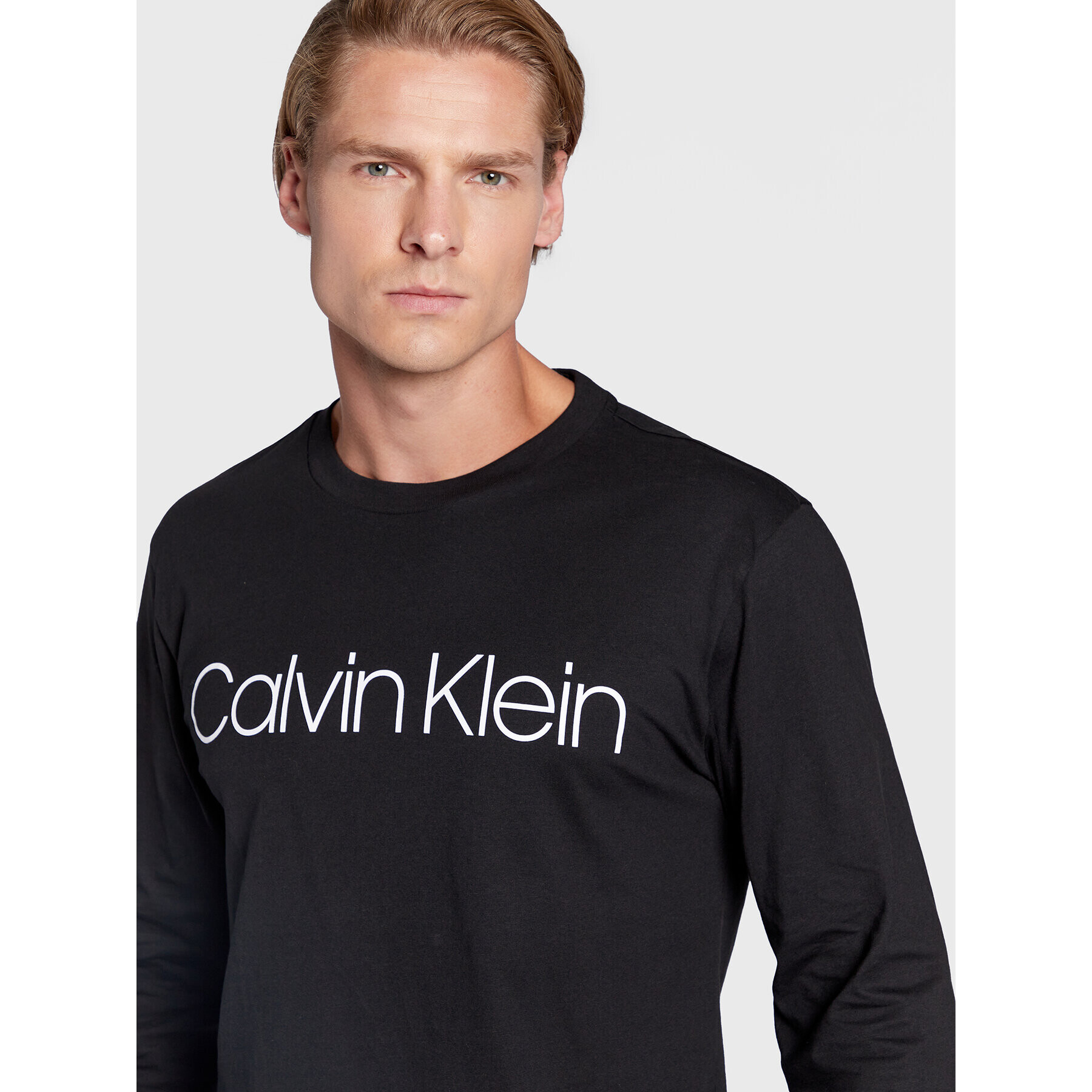 Calvin Klein Тениска с дълъг ръкав K10K104690 Черен Regular Fit - Pepit.bg