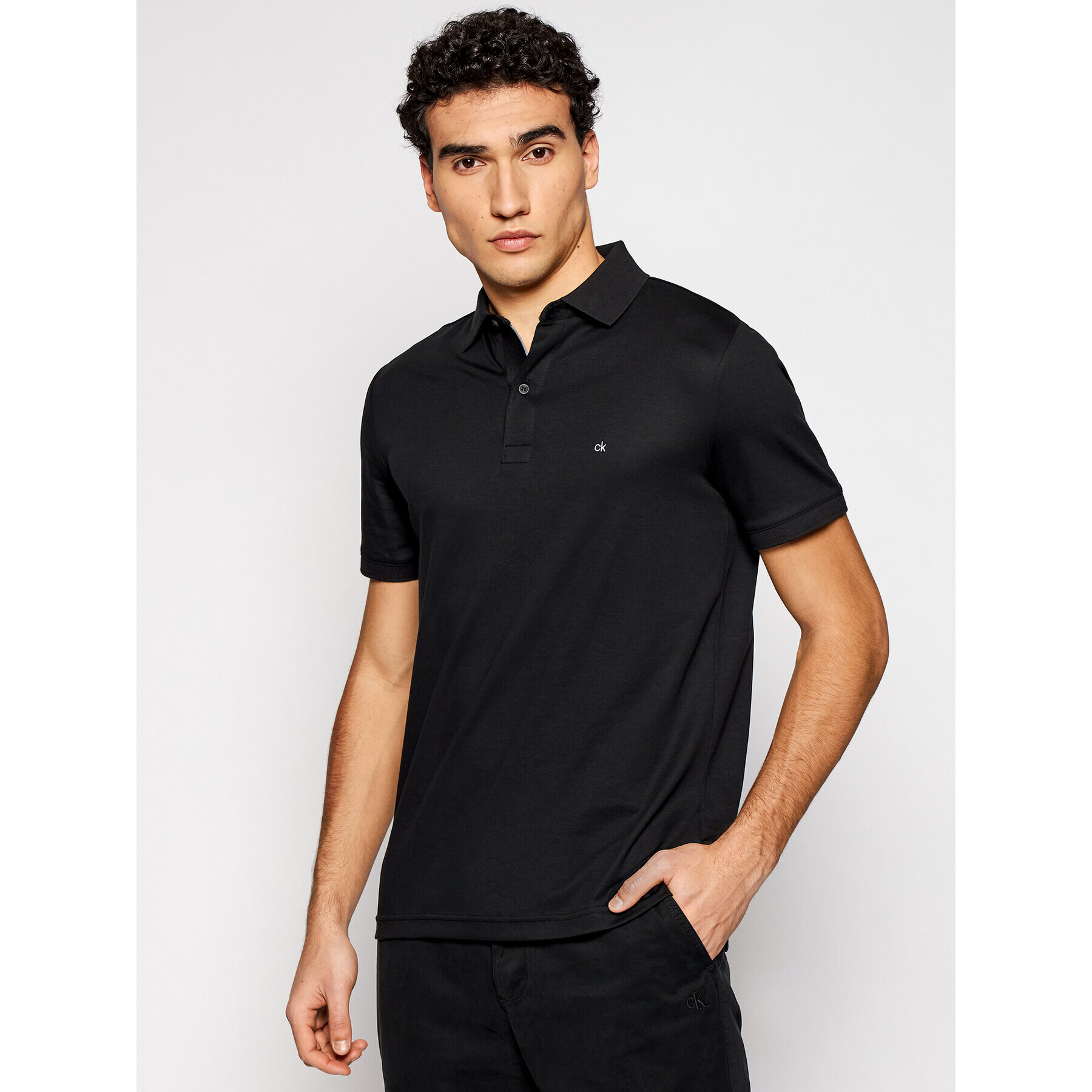 Calvin Klein Тениска с яка и копчета Liquid Touch K10K107090 Черен Slim Fit - Pepit.bg