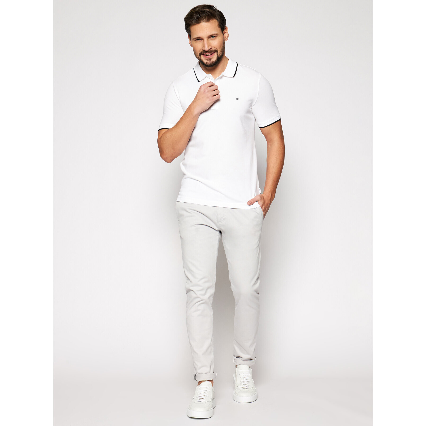 Calvin Klein Тениска с яка и копчета Stretch Tipping K10K107211 Бял Slim Fit - Pepit.bg