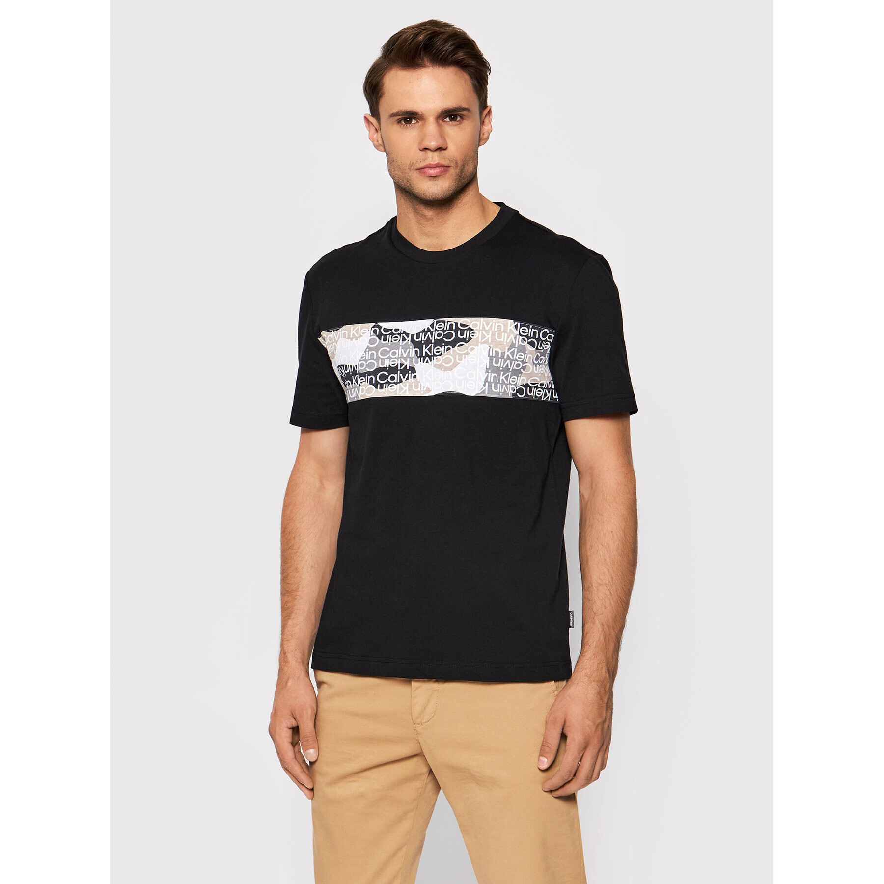Calvin Klein Тишърт Camouflage Logo K10K107603 Черен Regular Fit - Pepit.bg
