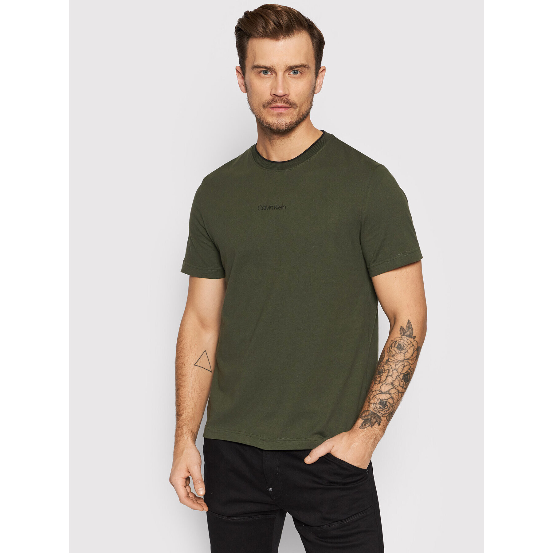 Calvin Klein Тишърт Center Logo K10K107845 Зелен Regular Fit - Pepit.bg