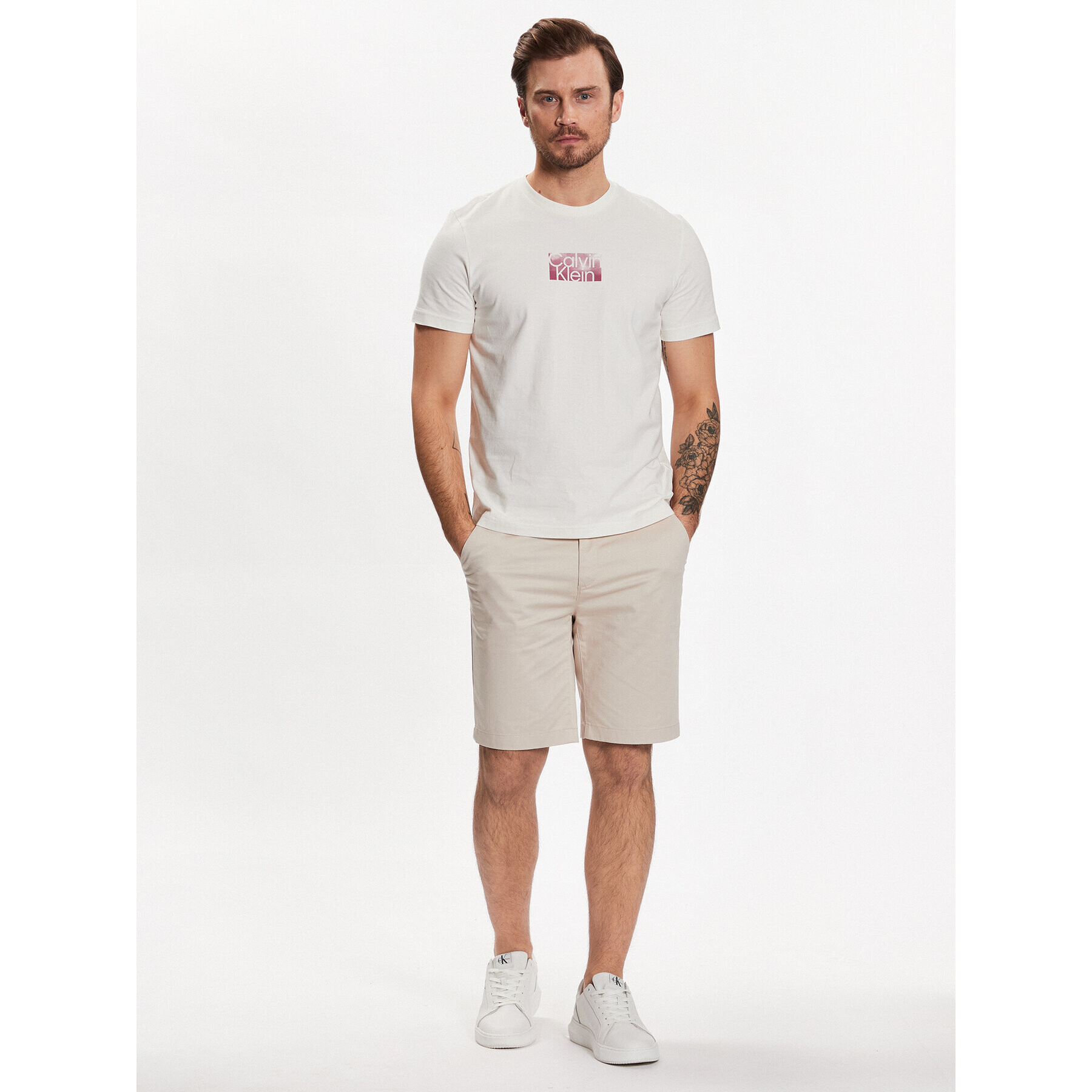 Calvin Klein Тишърт Cloud Logo K10K111119 Бял Regular Fit - Pepit.bg