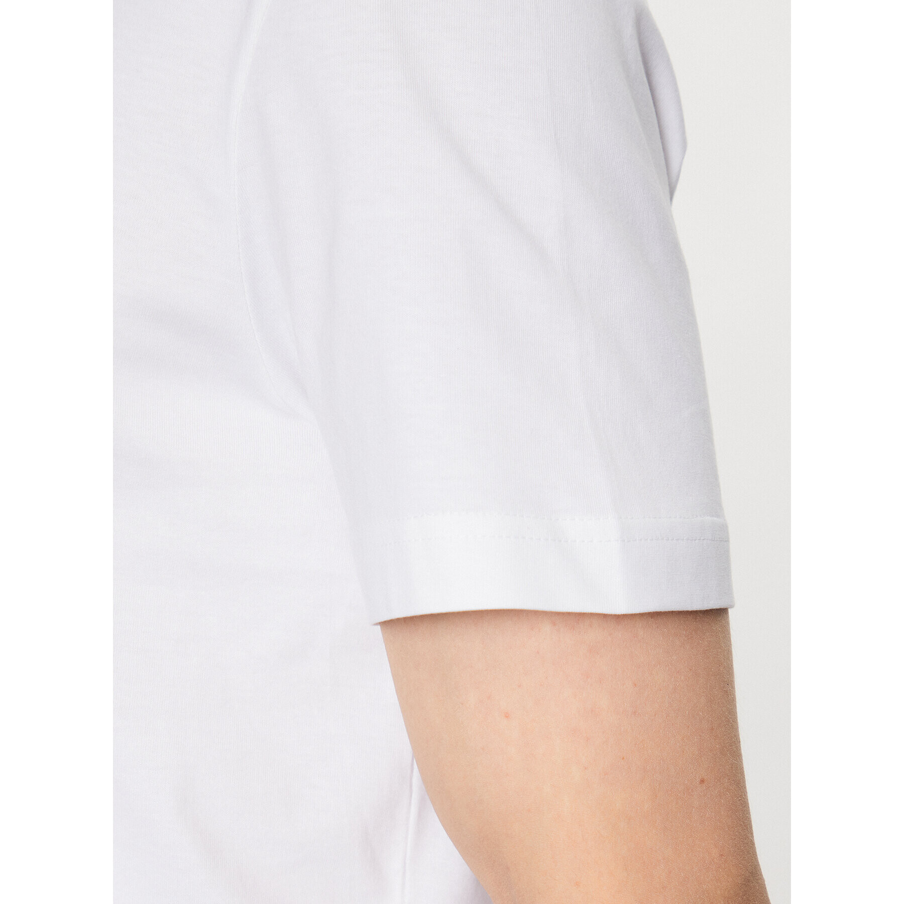 Calvin Klein Тишърт Contrast Line Logo K10K111538 Бял Regular Fit - Pepit.bg