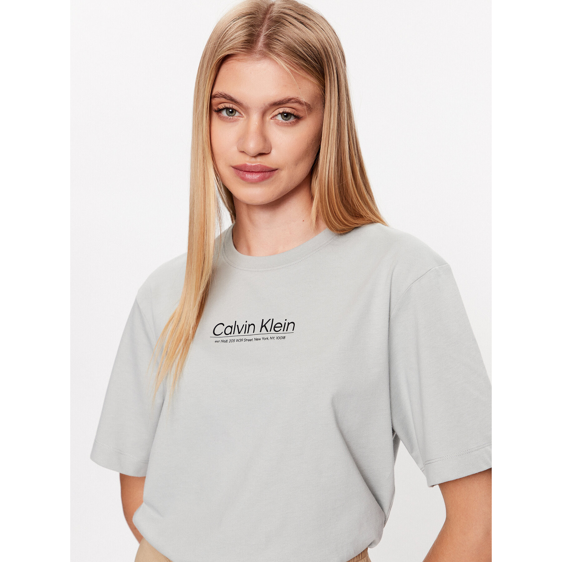 Calvin Klein Тишърт Coordinates Logo Graphic K20K204996 Сив Relaxed Fit - Pepit.bg