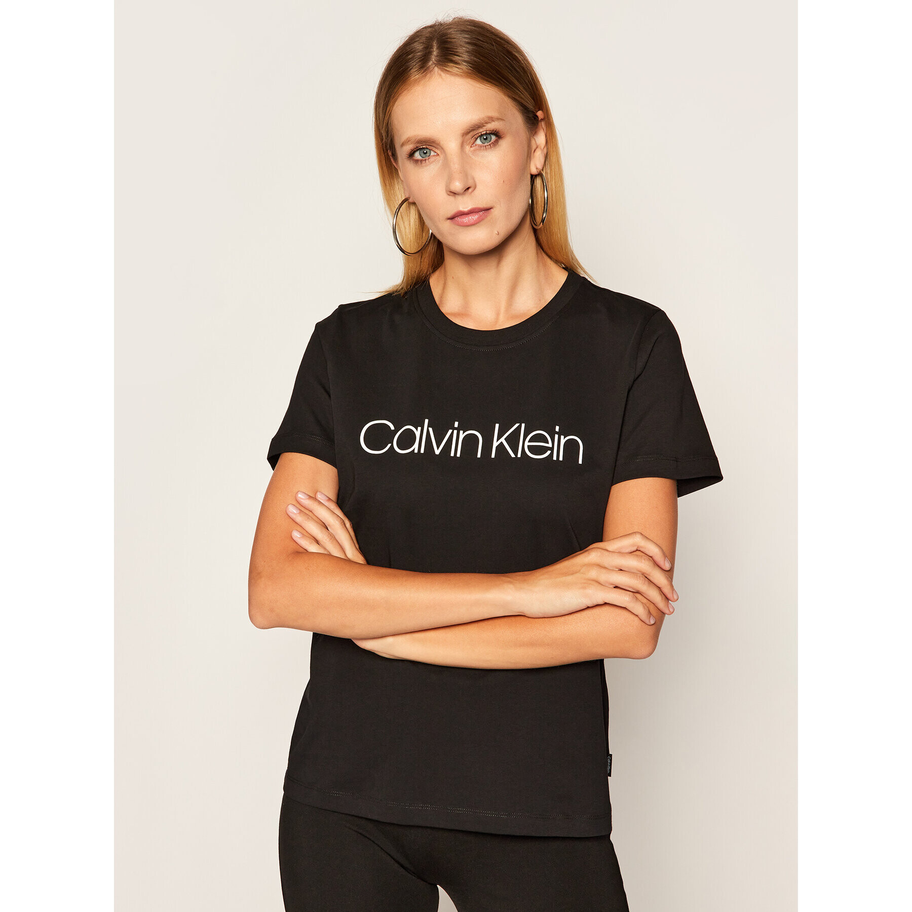 Calvin Klein Тишърт Core Logo K20K202142 Черен Regular Fit - Pepit.bg