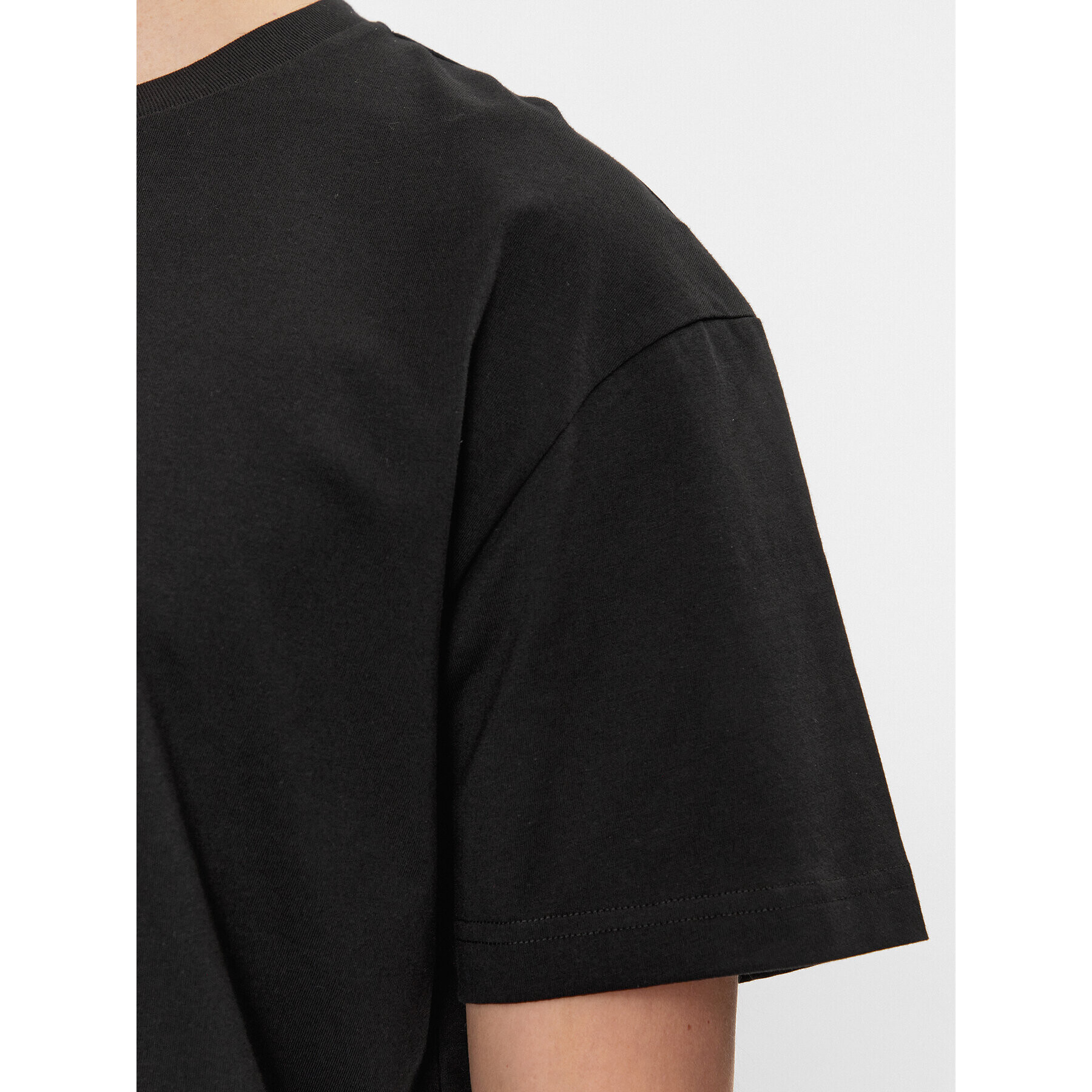 Calvin Klein Тишърт Hero K10K111346 Черен Regular Fit - Pepit.bg