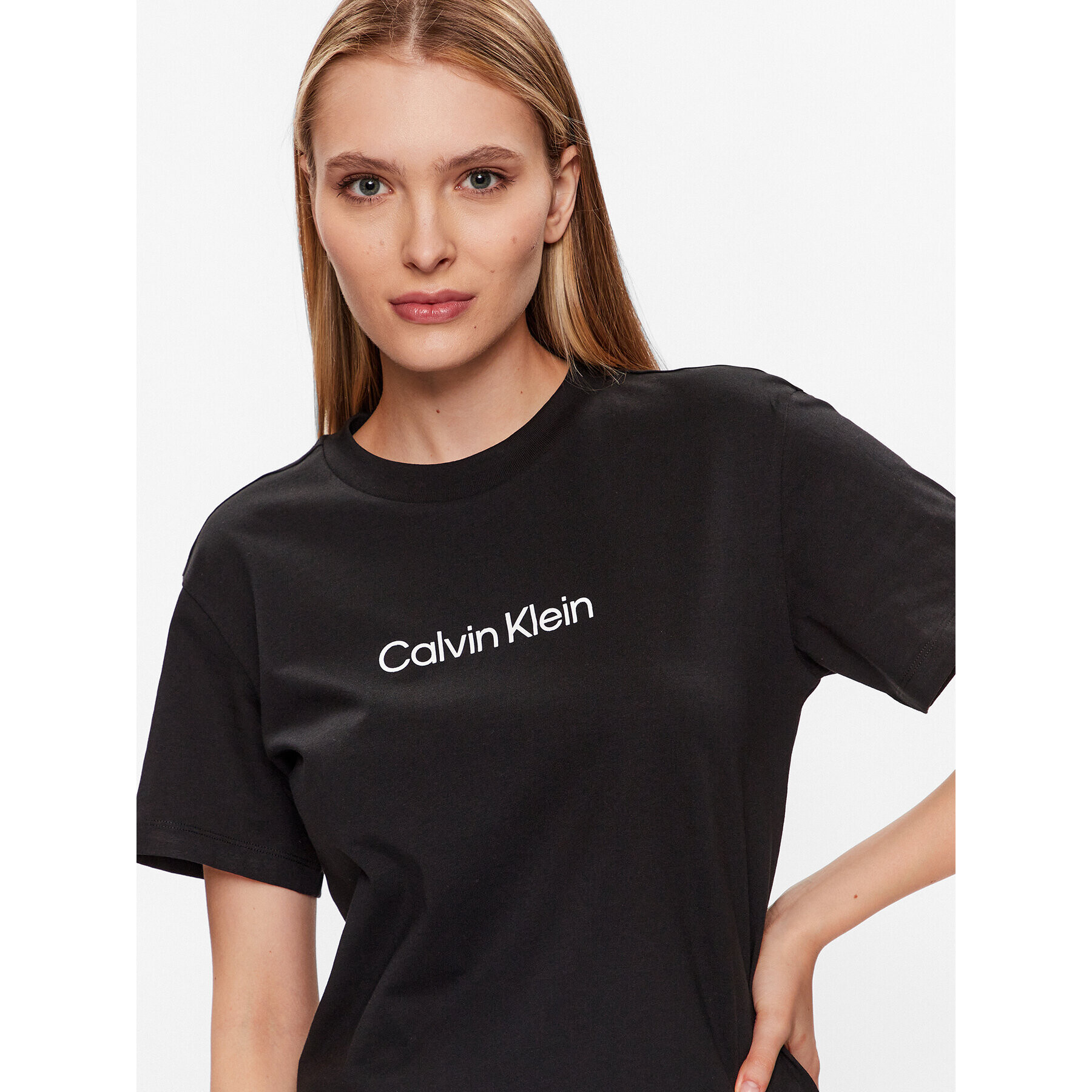 Calvin Klein Тишърт Hero Logo K20K205448 Черен Regular Fit - Pepit.bg