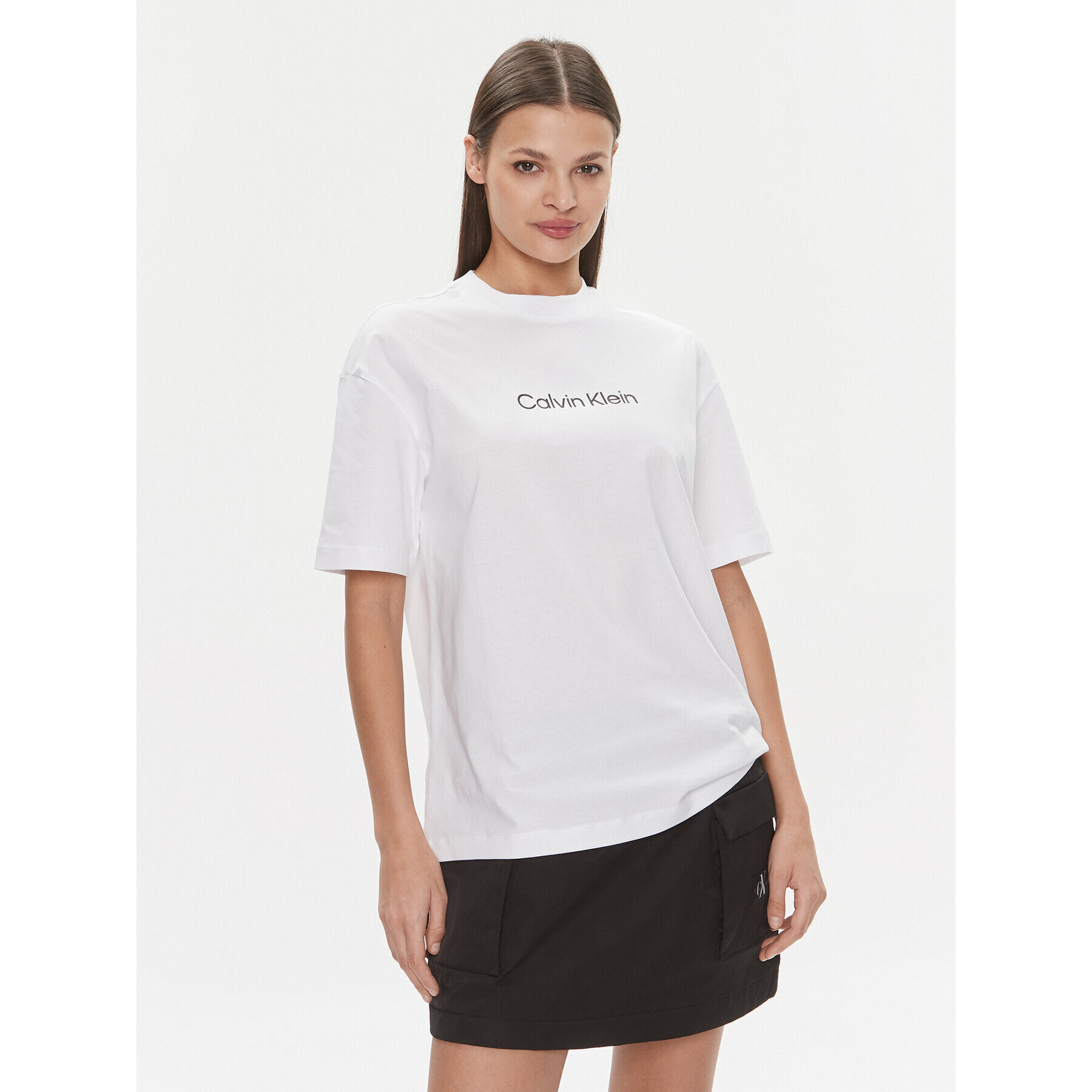 Calvin Klein Тишърт Hero Logo Oversized T Shirt K20K206778 Бял Regular Fit - Pepit.bg