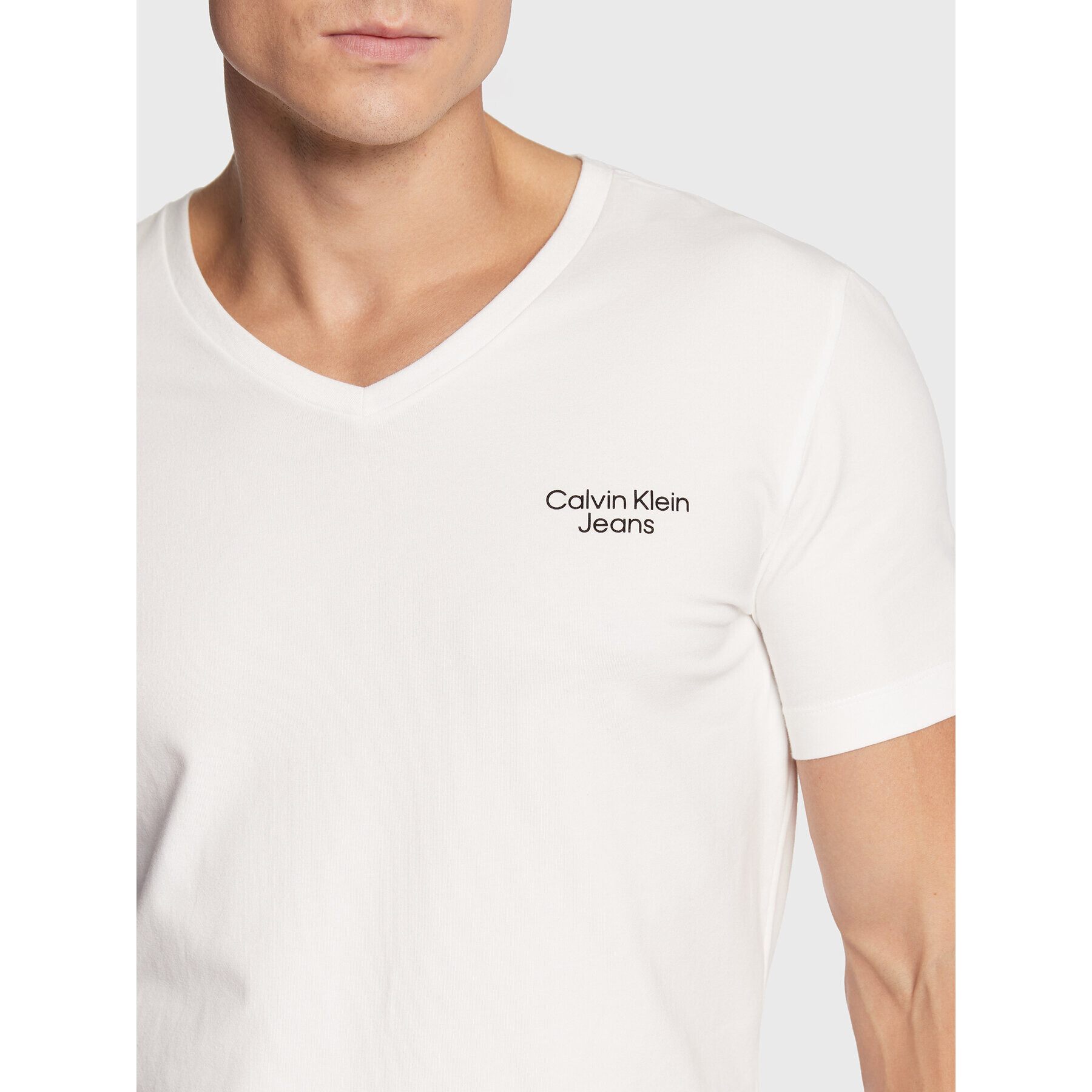 Calvin Klein Тишърт J30J320596 Бял Slim Fit - Pepit.bg