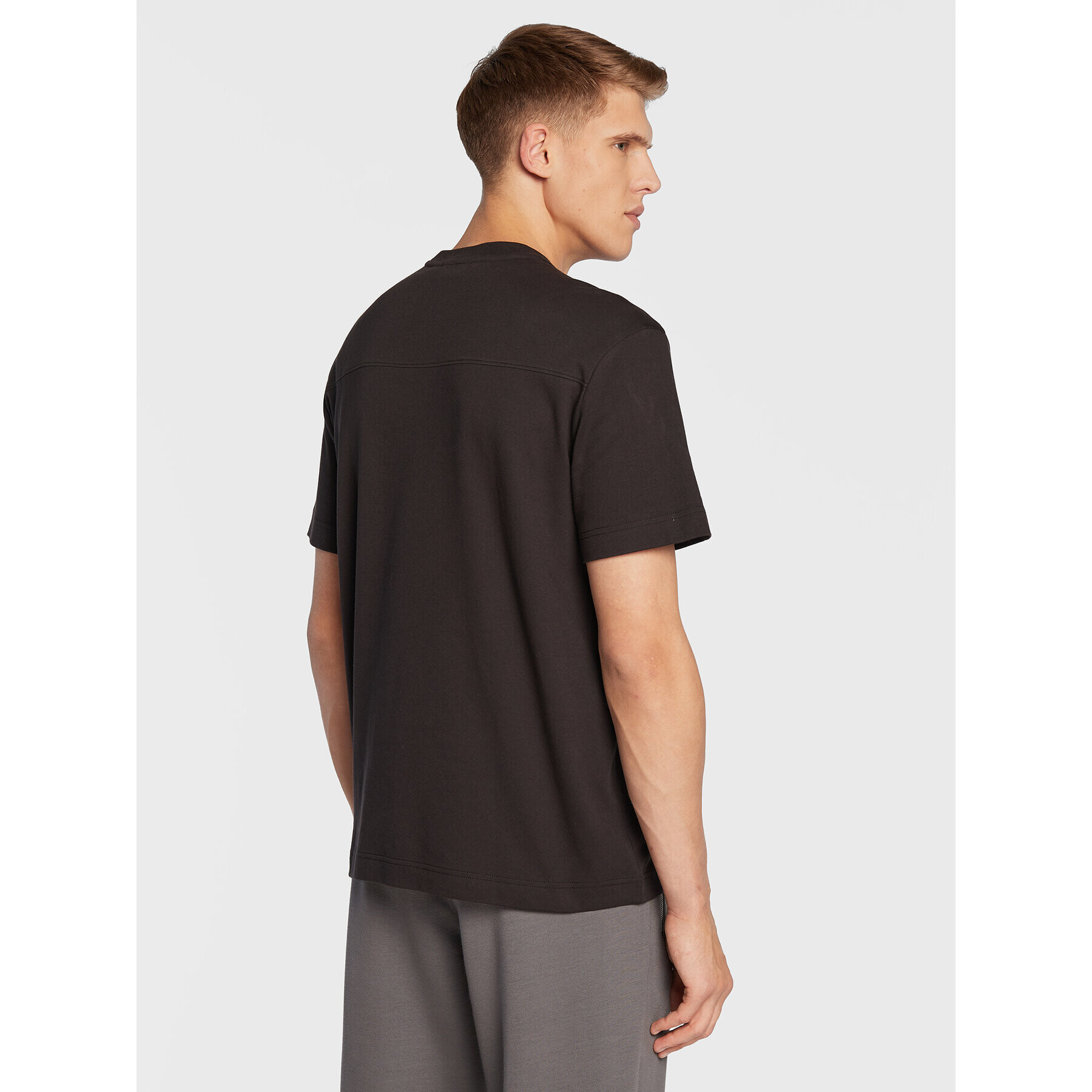 Calvin Klein Тишърт K10K109900 Черен Regular Fit - Pepit.bg