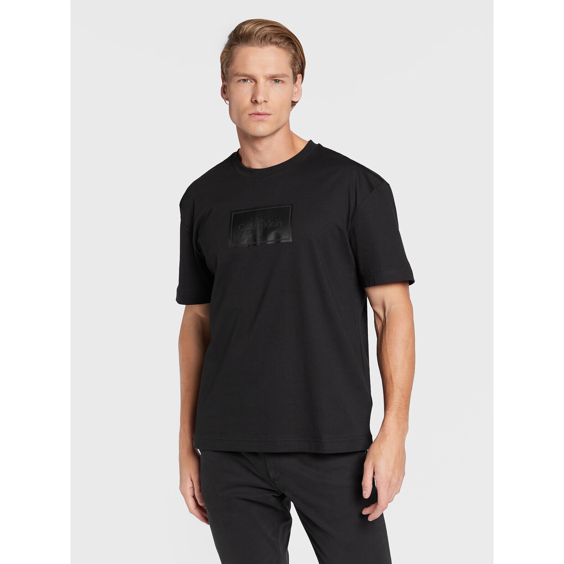 Calvin Klein Тишърт K10K110115 Черен Regular Fit - Pepit.bg